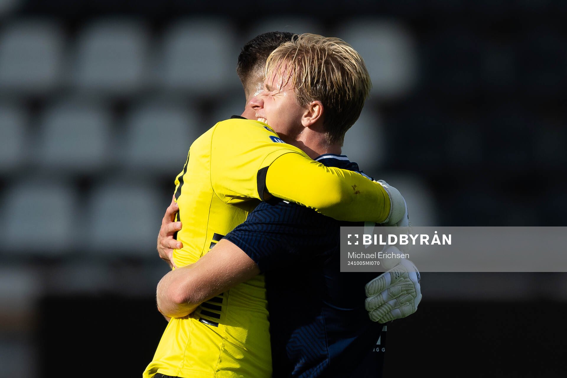 Utsiktens målvakt Elias Hadaya och Sebastian Lagerlund