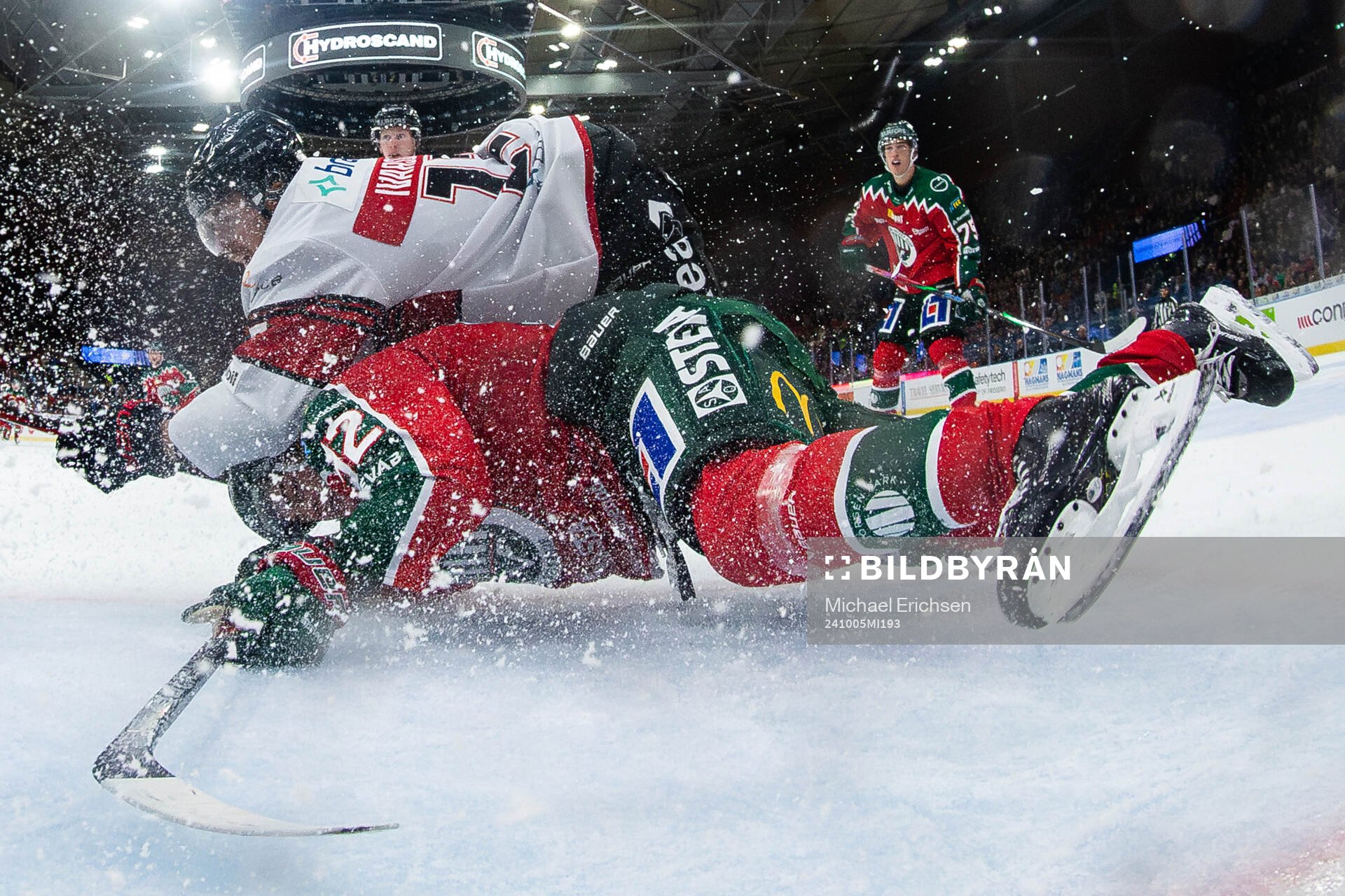 Malmö Redhawks Johan Ivarsson och Frölundas Filip