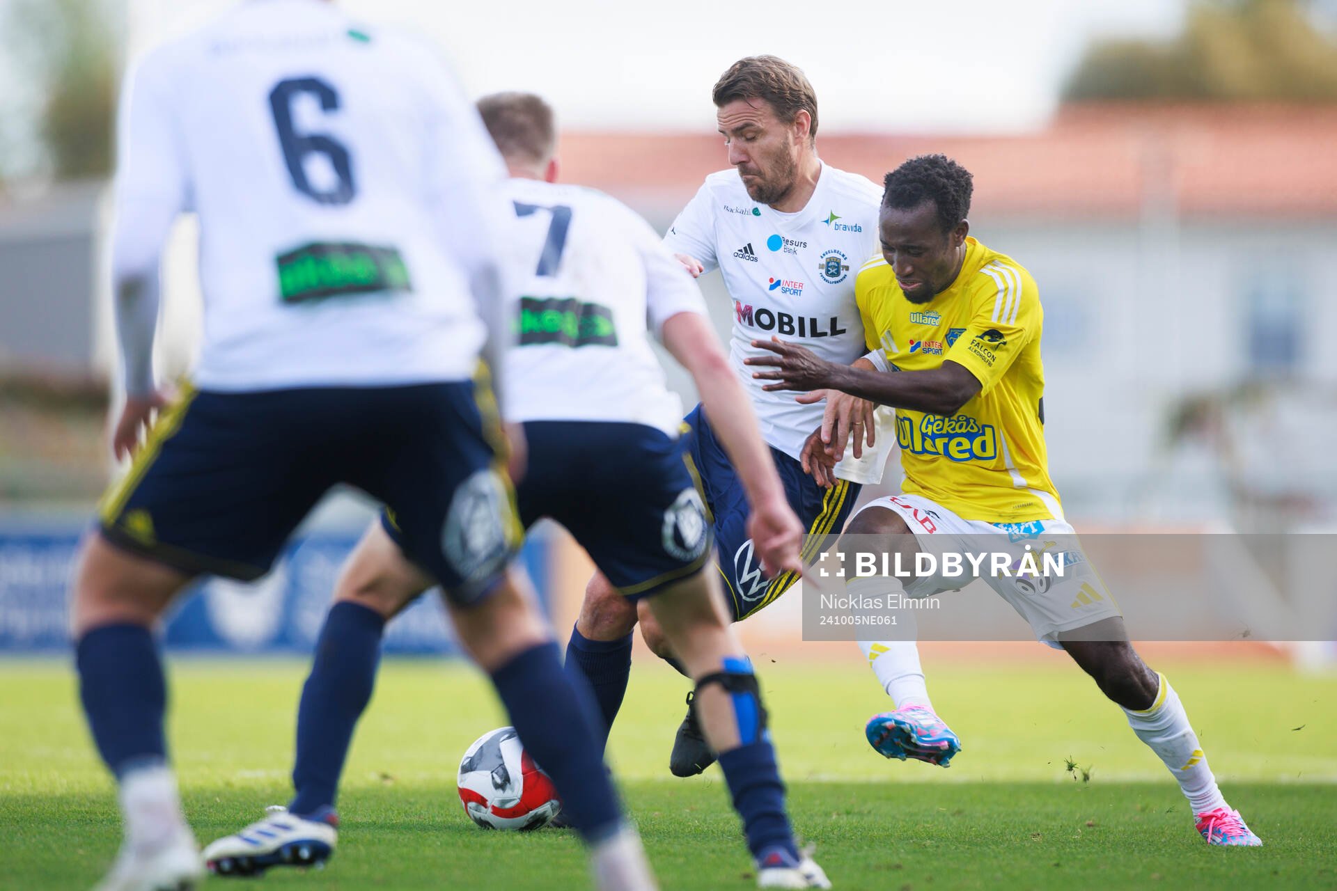 Ängelholms Johan Oremo och Falkenbergs FFs Wanbe Godwin