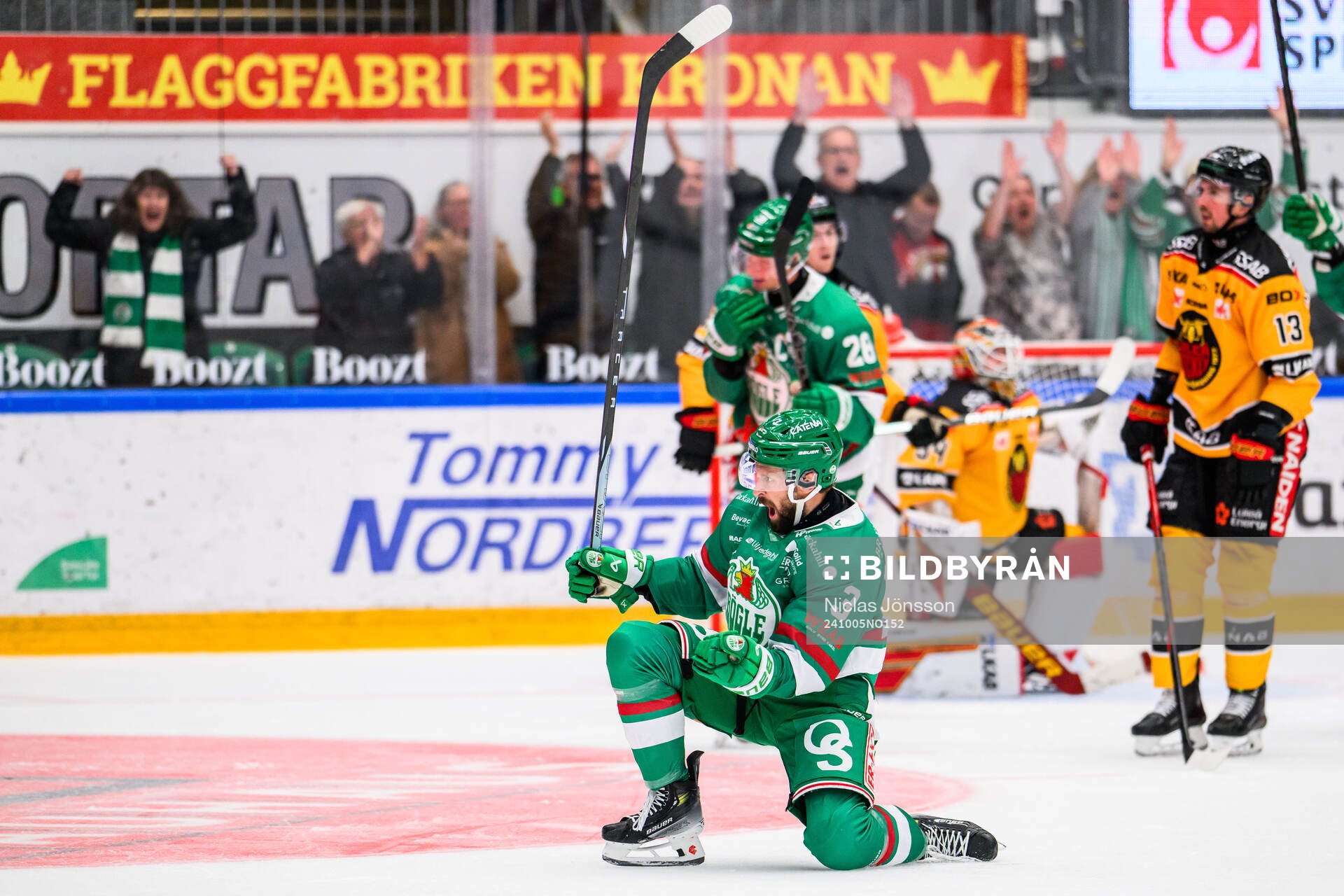 Rögles Michael Kapla jublar