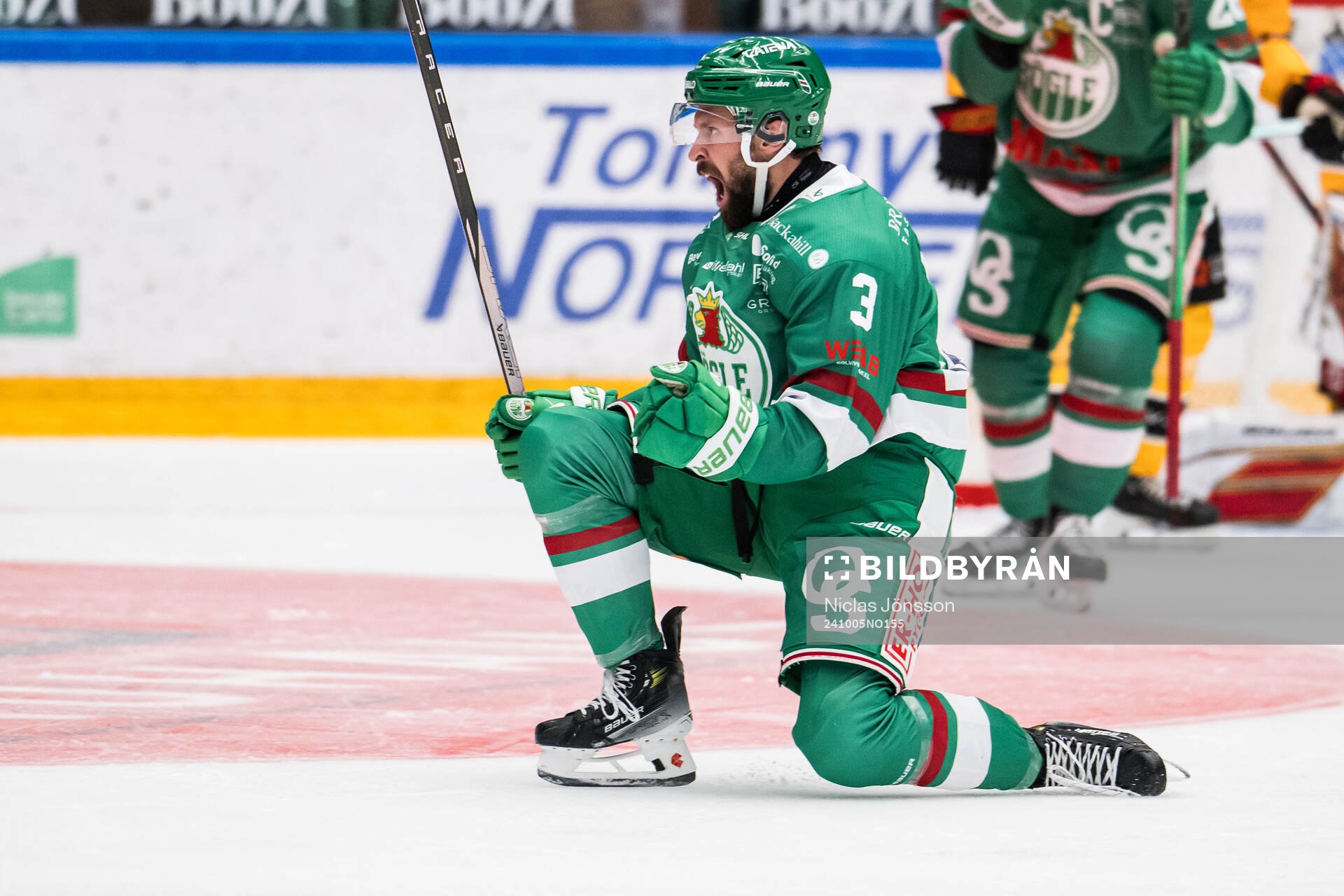 Rögles Michael Kapla jublar