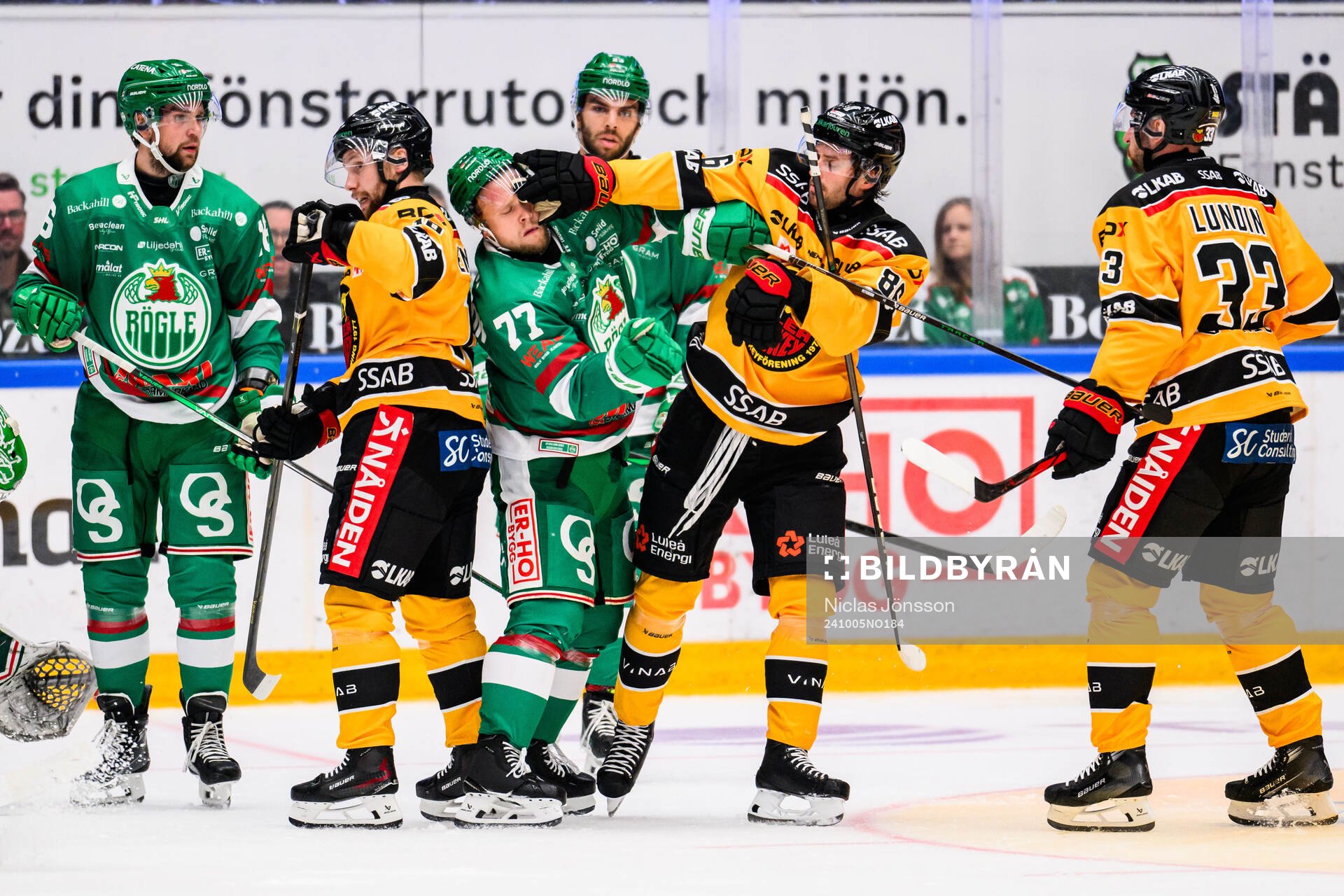 Rögles Jesper Pettersson och Luleås Mathias Bromé