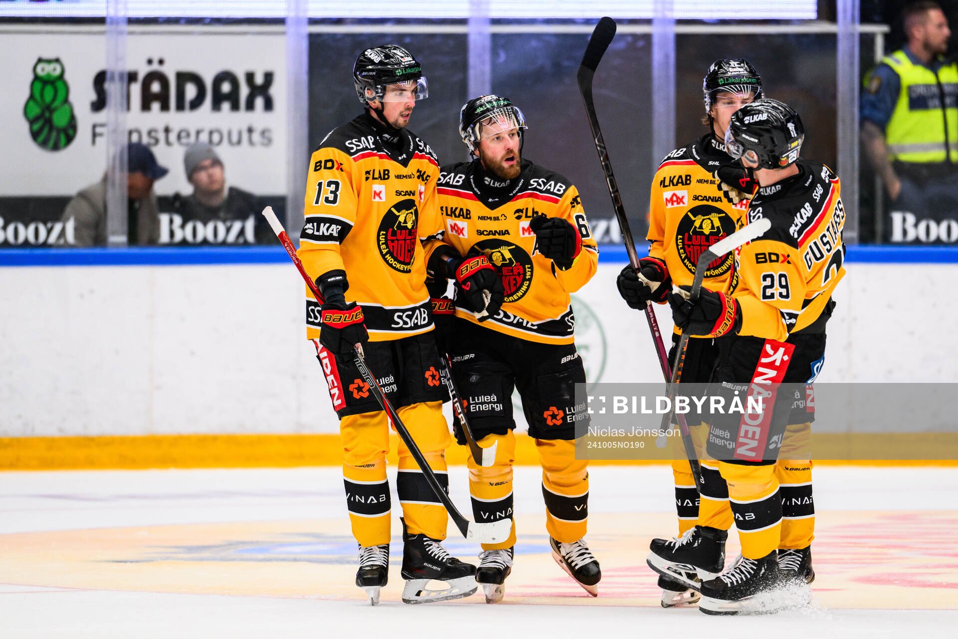 Luleås Eetu Koivistoinen, Anton Levtchi och Jesper