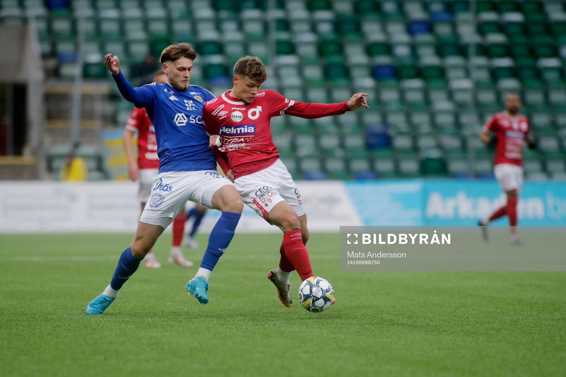 GIF Sundsvalls Ludvig Svanberg och Degerfors Gustav Lindgren