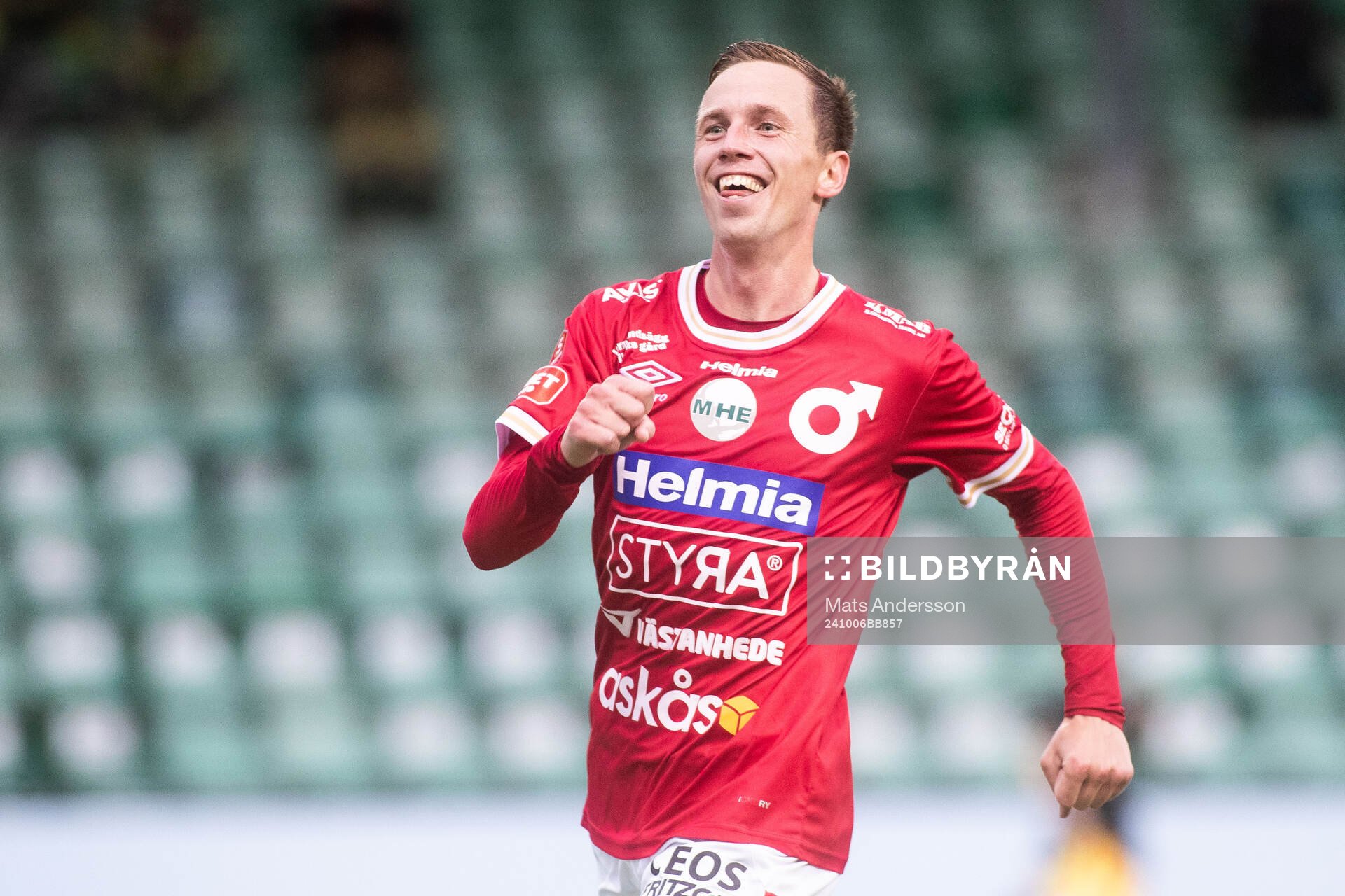 Degerfors Erik Lindell jublar