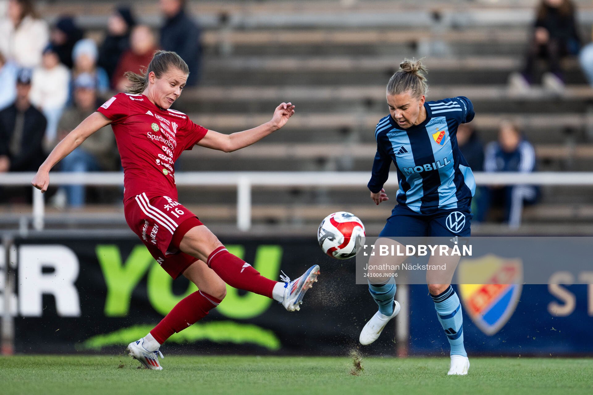 Piteås Maja Green och Djurgårdens Ebba Hed