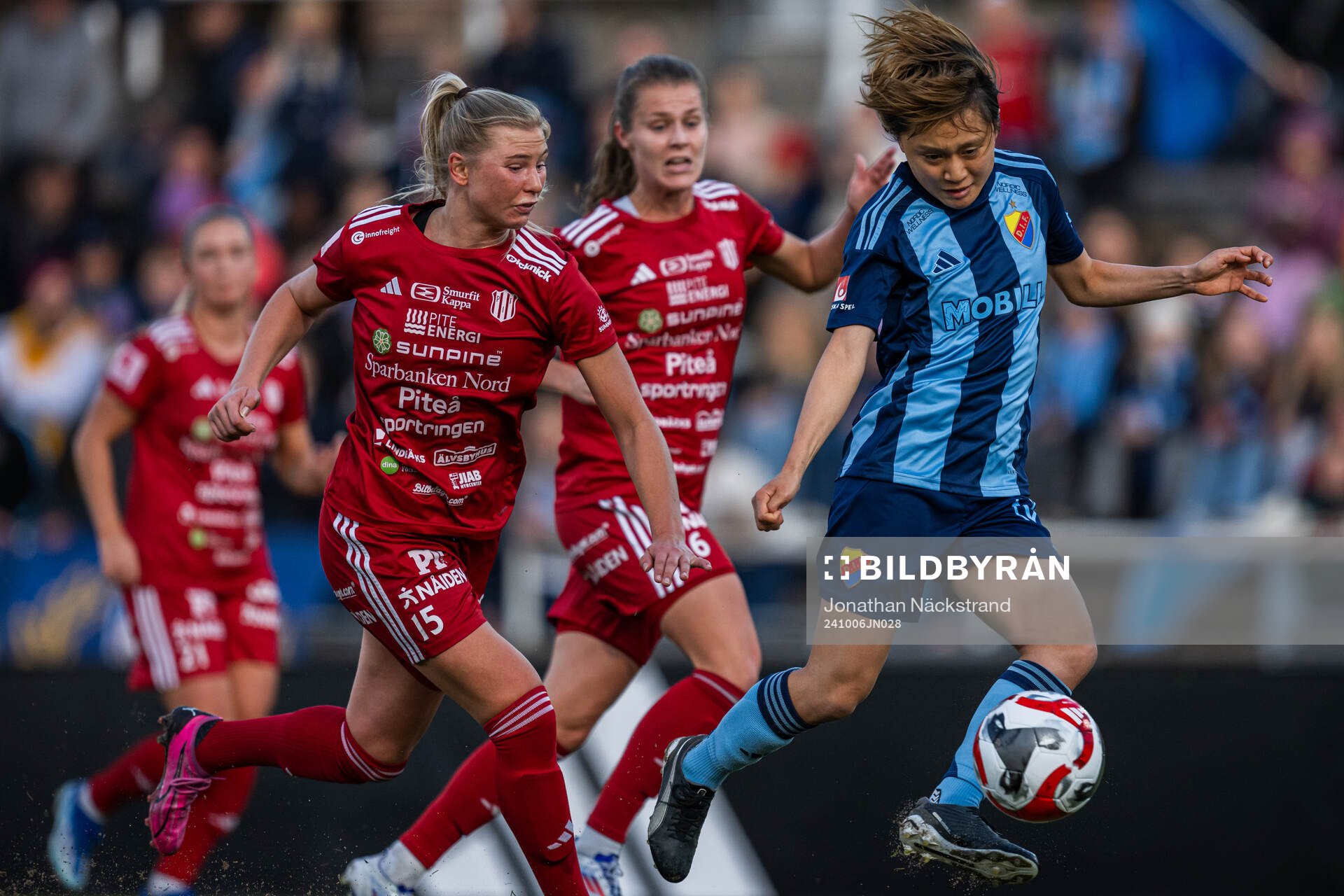 Piteås Ellen Löfqvist och Djurgårdens Shinomi Koyama