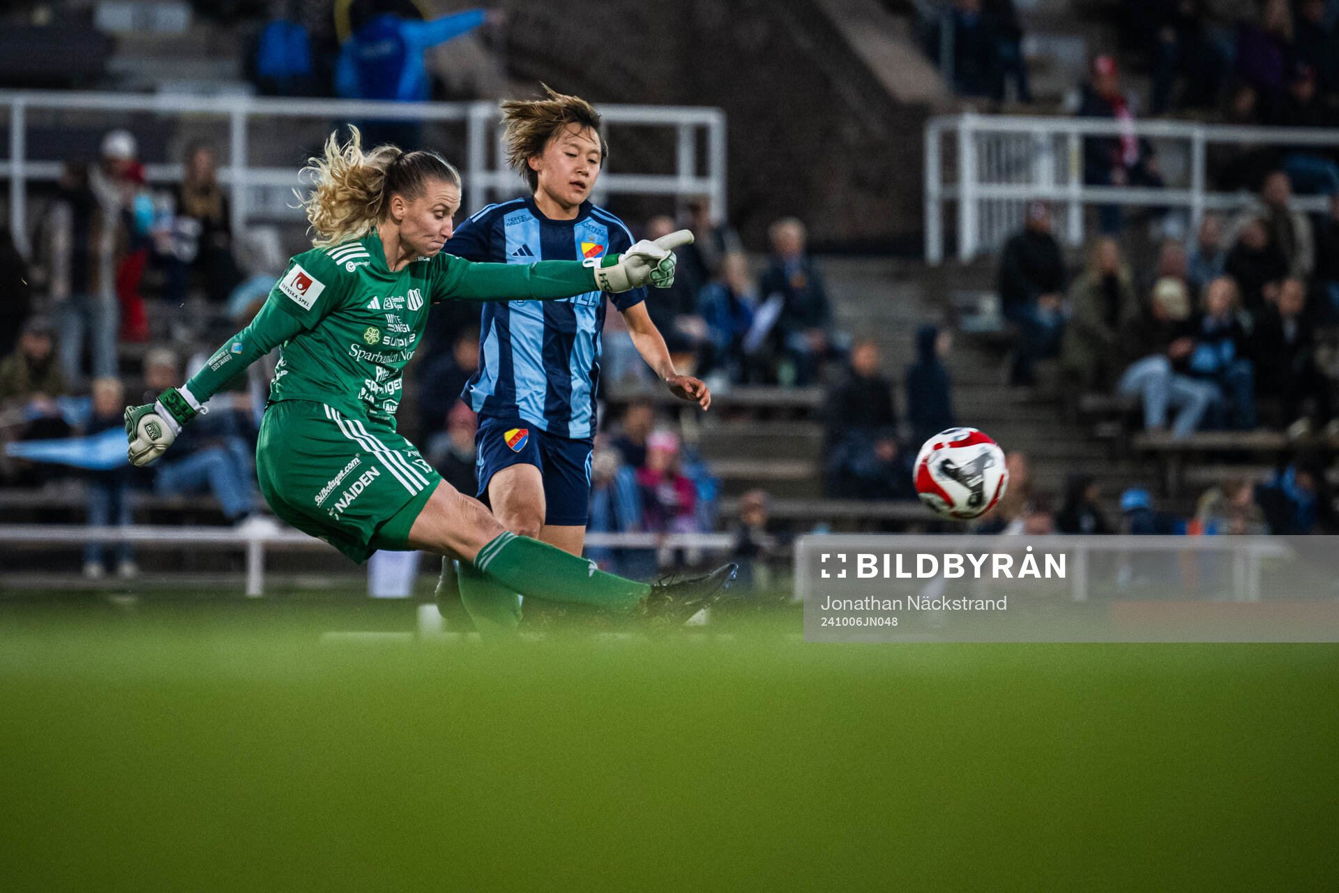 Piteås målvakt Samantha Leshnak Murphy och Djurgårdens