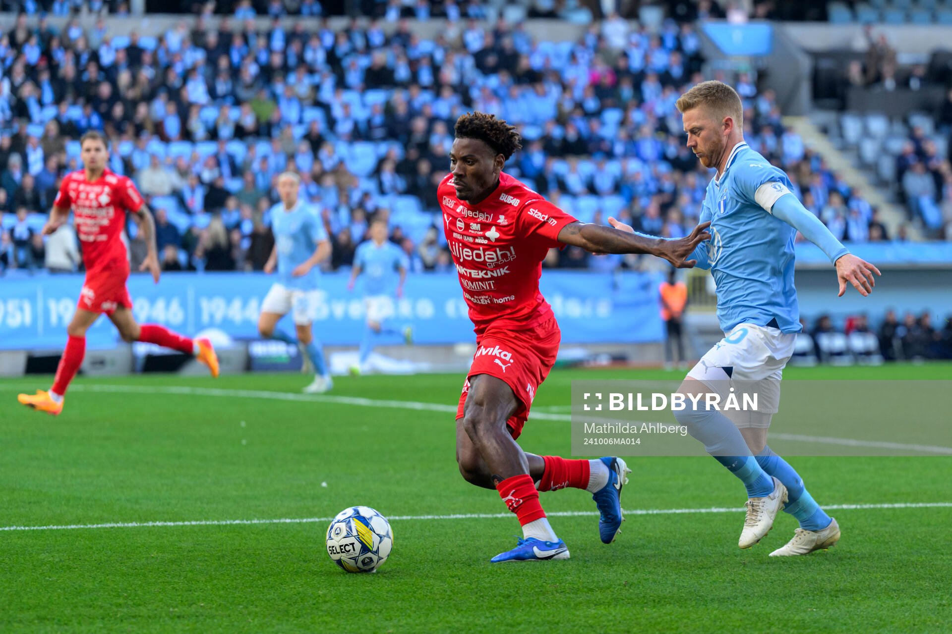 Värnamos Samuel Kotto och Malmö FFs Anders Christiansen