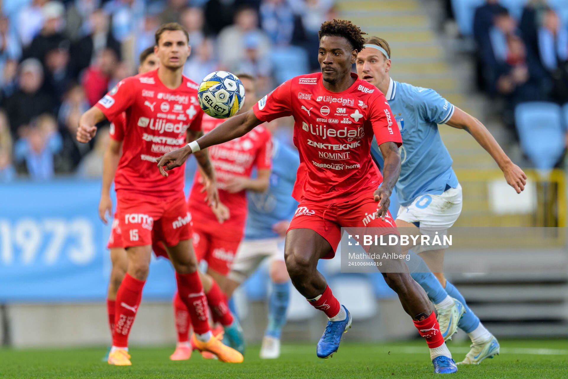 Värnamos Samuel Kotto och Malmö FFs Erik Botheim