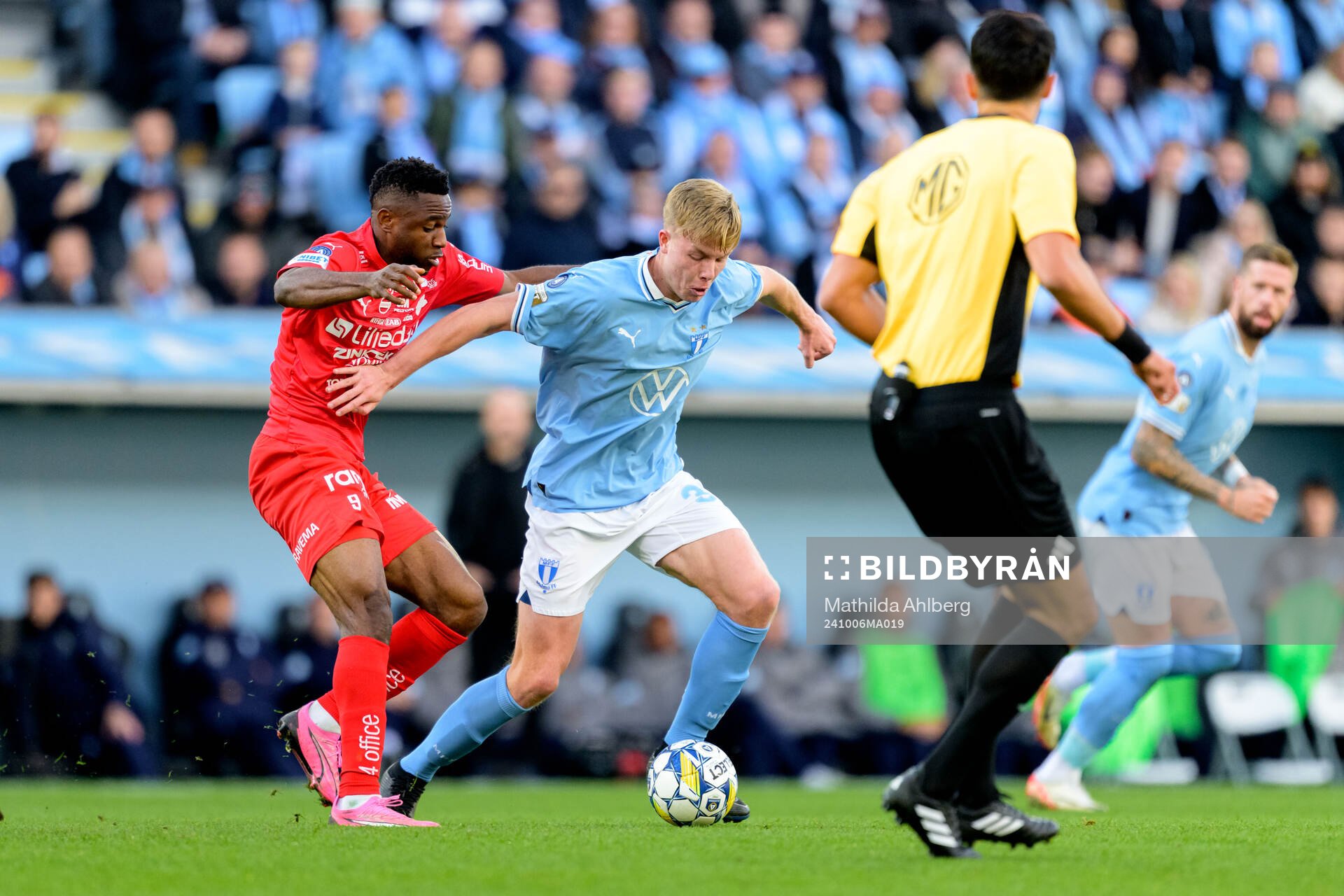Värnamos Johnbosco Samuel Kalu och Malmö FFs Nils