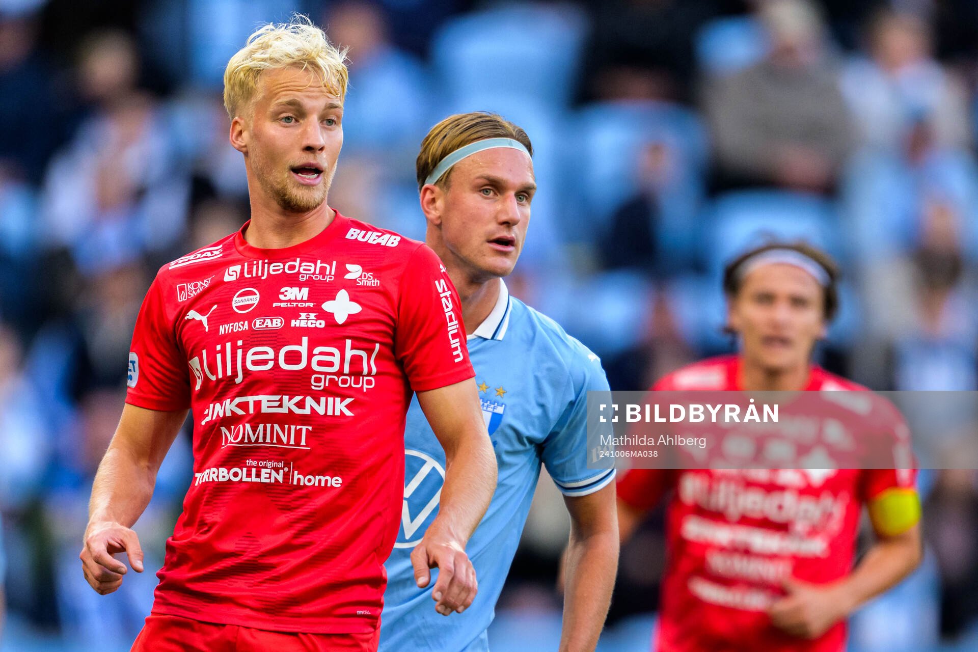 Värnamos Victor Larsson och Malmö FFs Erik Botheim