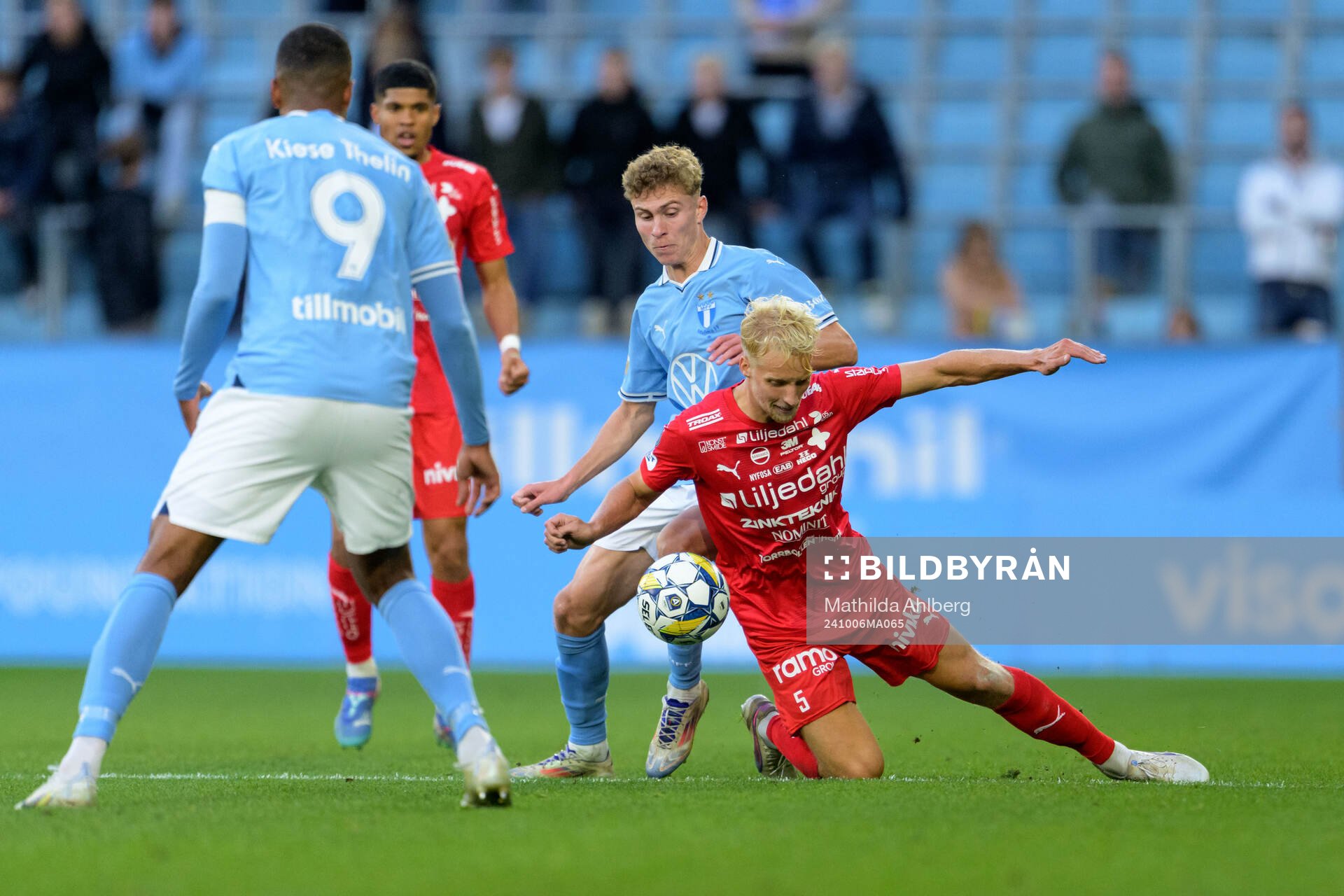 Malmö FFs Hugo Bolin och Värnamos Victor Larsson