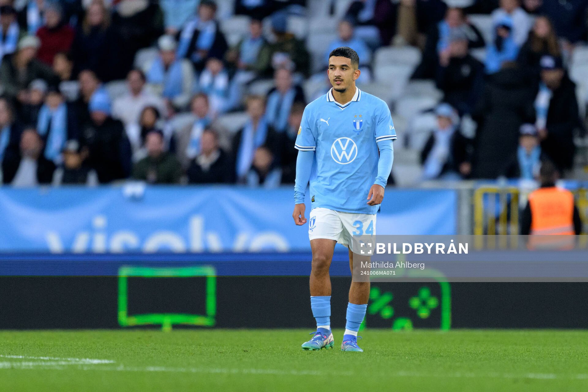 Malmö FFs Zakaria Loukili deppar