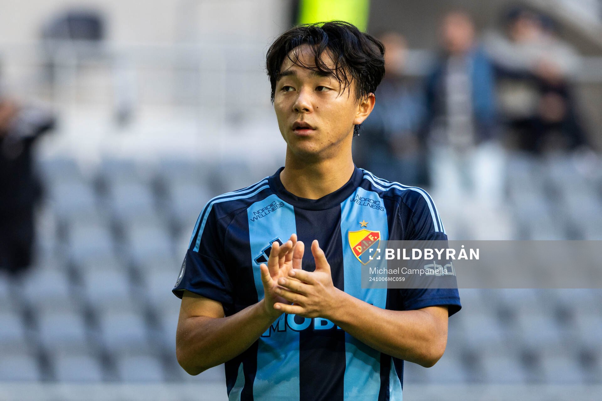 Djurgårdens Keita Kosugi tackar publiken