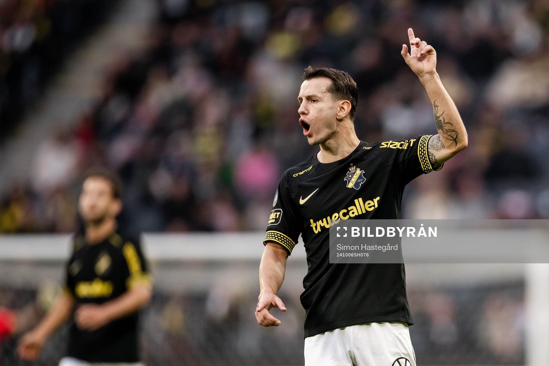 AIKs Bersant Celina reagerar