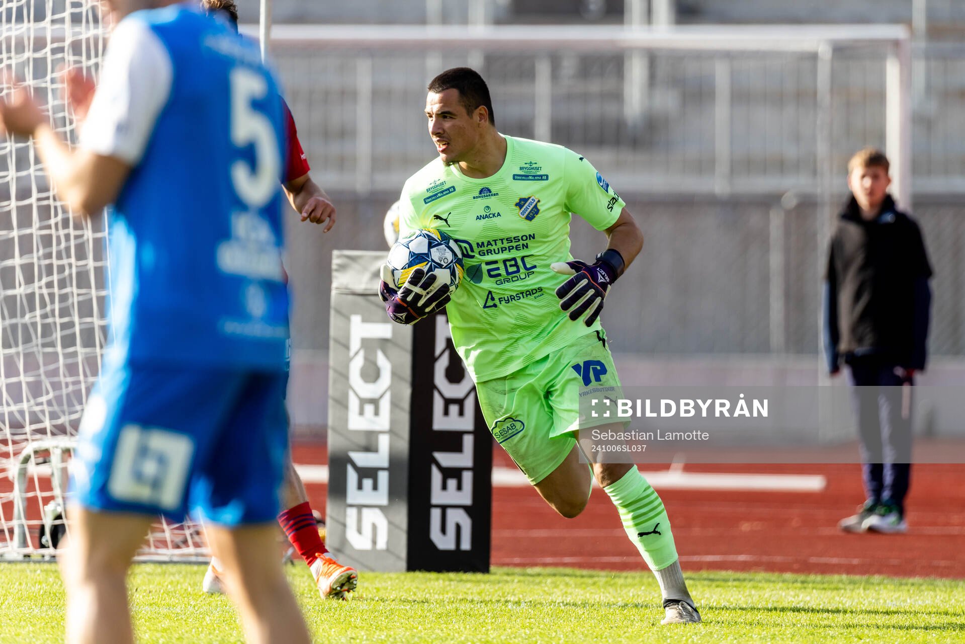 IK Oddevolds Armin Ibrahimovic under fotbollsmatchen i Superettan mellan IK Oddevold och Öster den 6 oktober 2024 i Uddevalla. 
