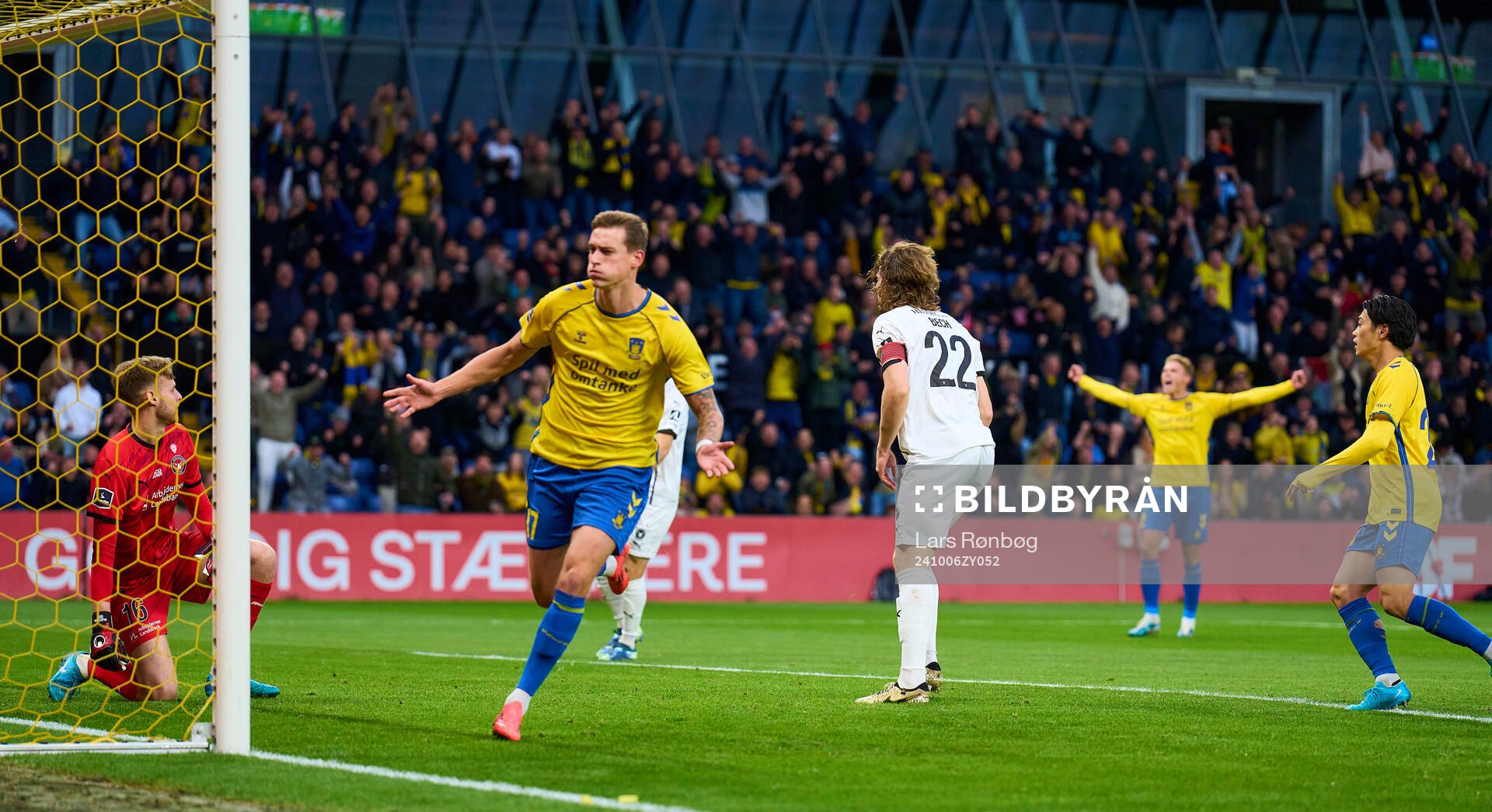 BRONDBY, DENMARK - OCTOBER 06: Mileta Rajovic of Brondby IF