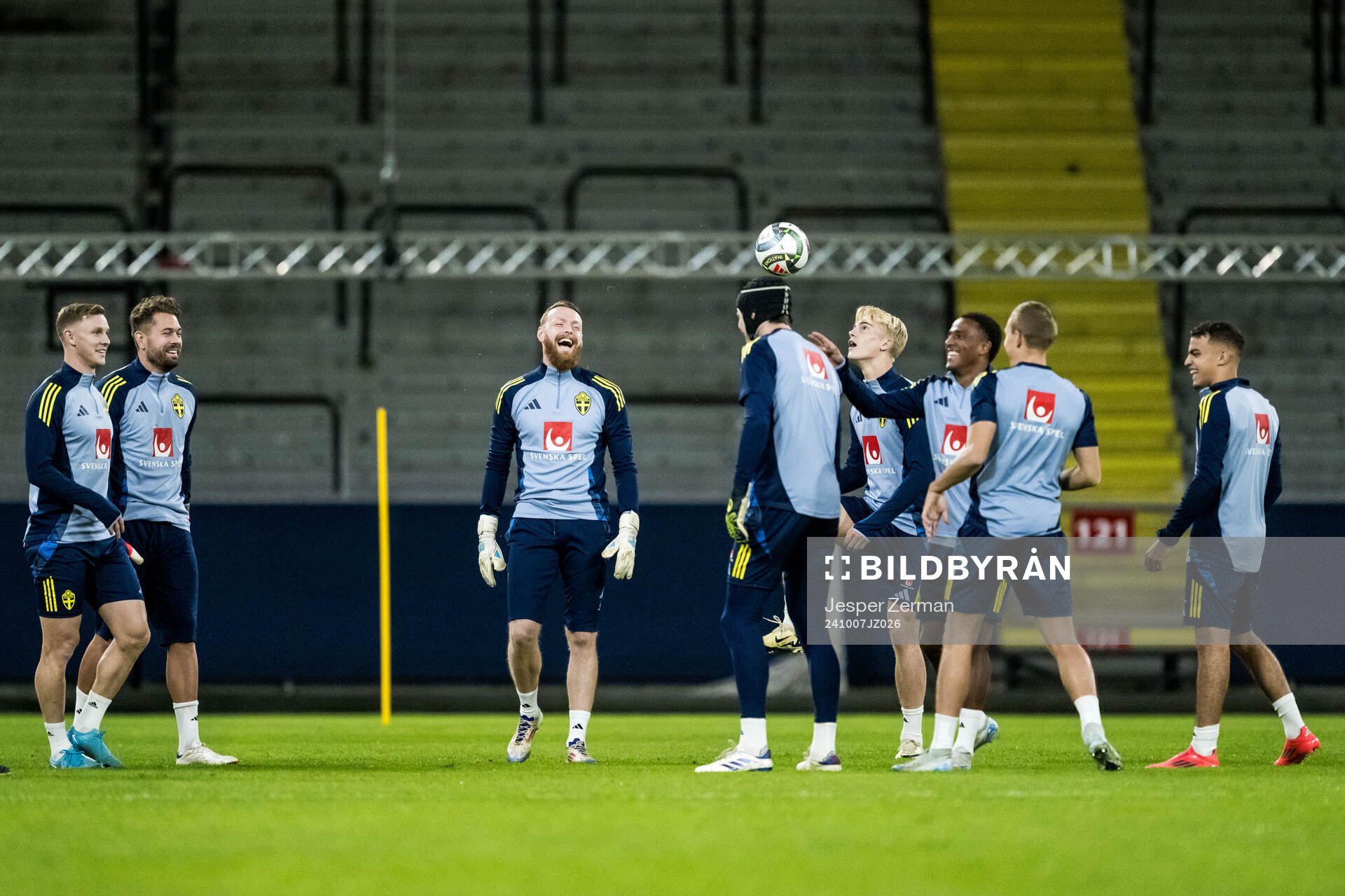 Emil Krafth, goalkeeper Kristoffer Nordfeldt, goalkeeper