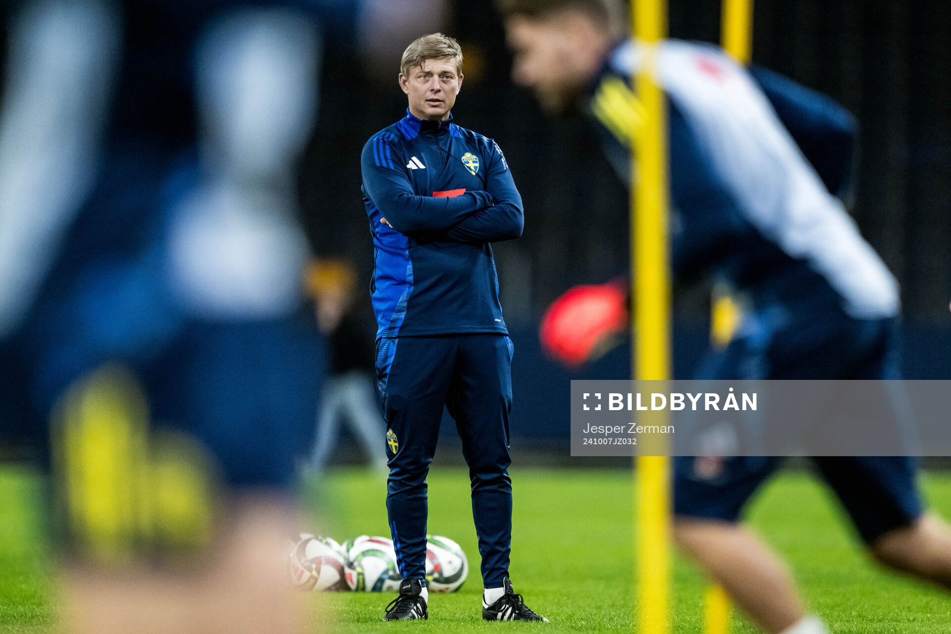 Head coach Jon Dahl Tomasson of the Swedish men's football