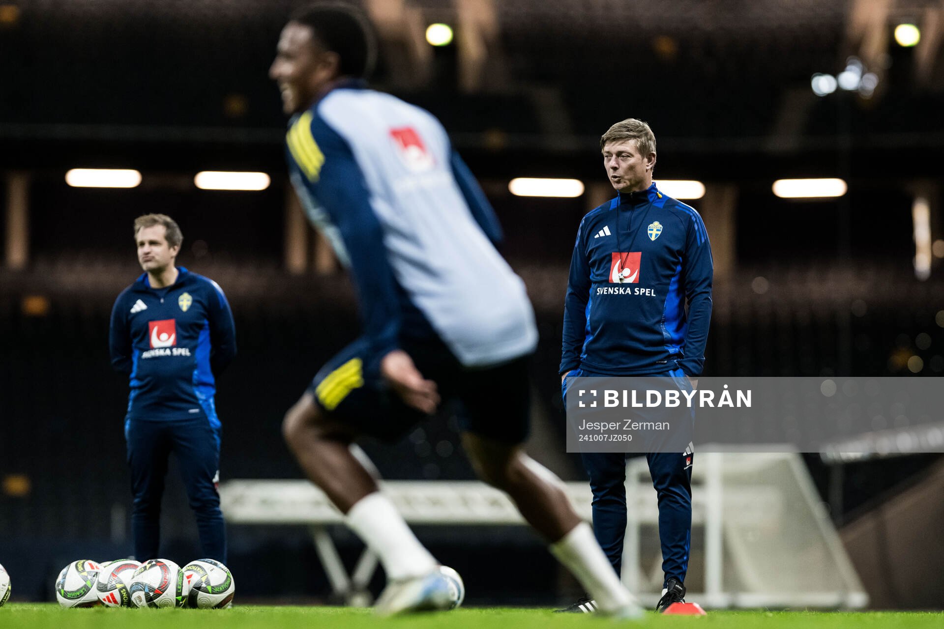 Head coach Jon Dahl Tomasson of the Swedish men's football