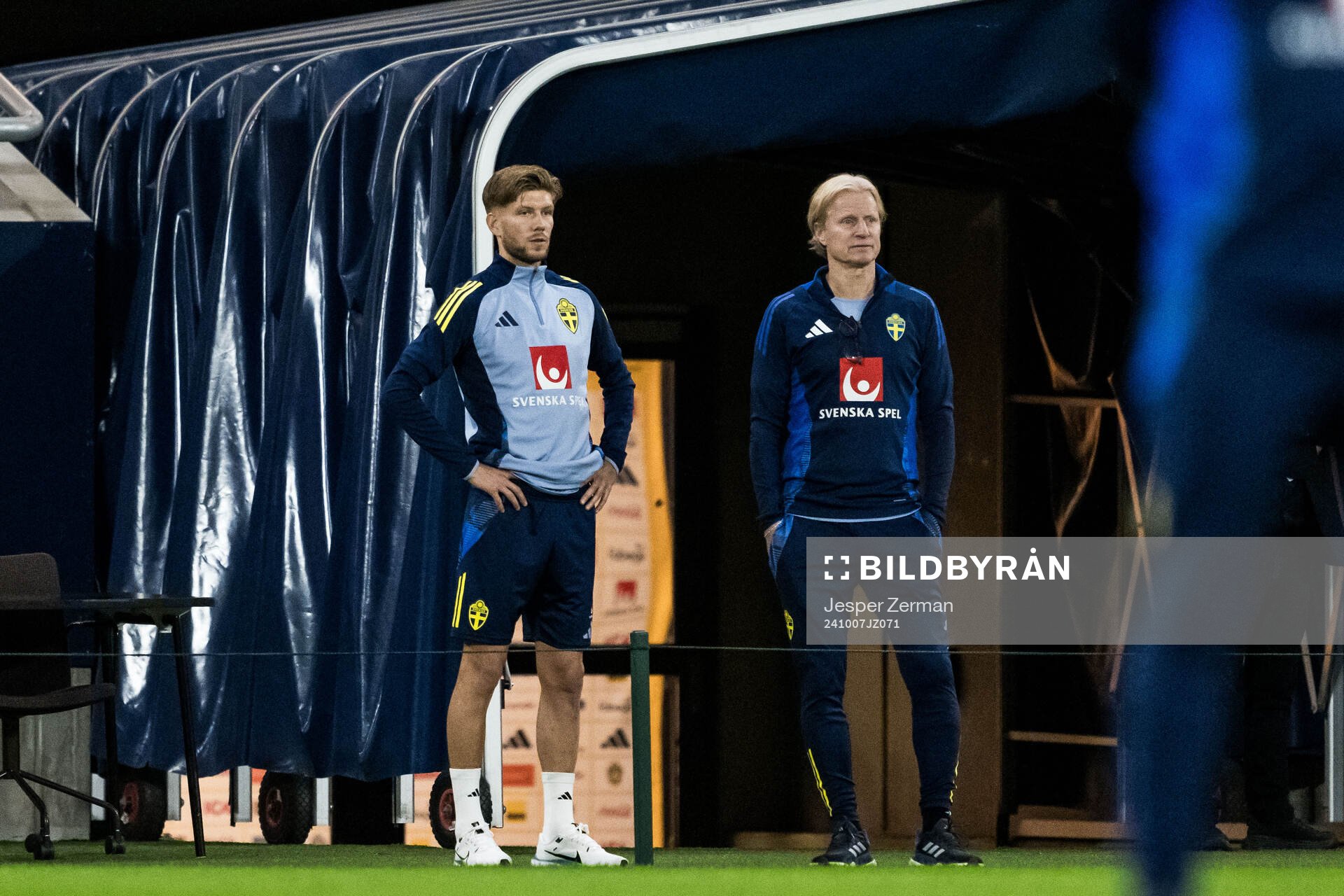 Anton Salétros and team manager Stefan Pettersson of the