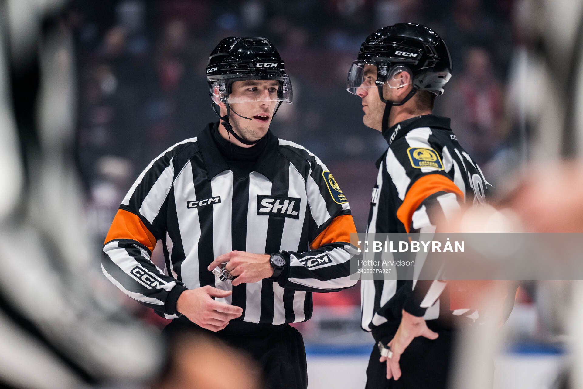 Domare Oscar Niklasson och domare Richard Magnusson