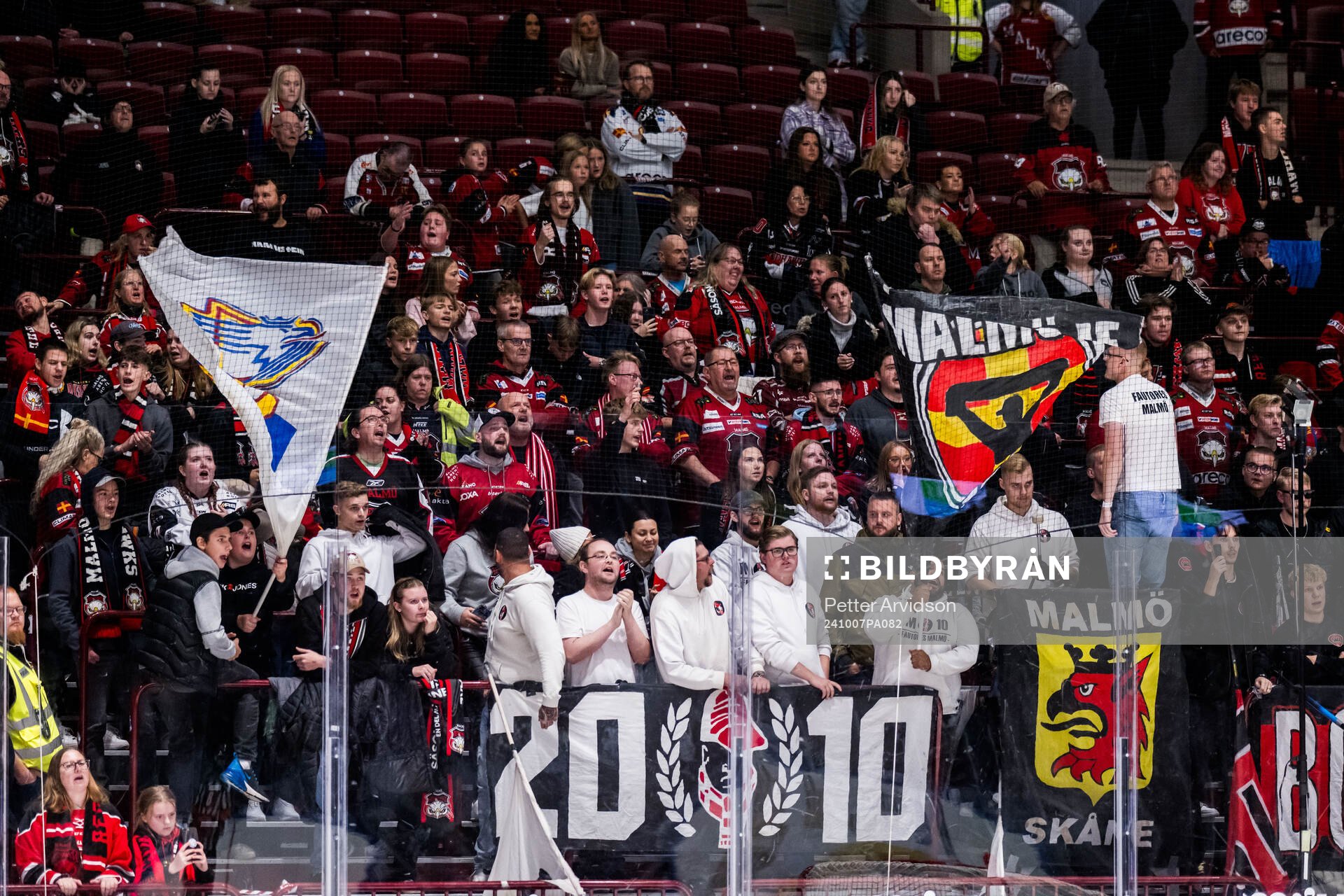 Malmö Redhawks supportrar