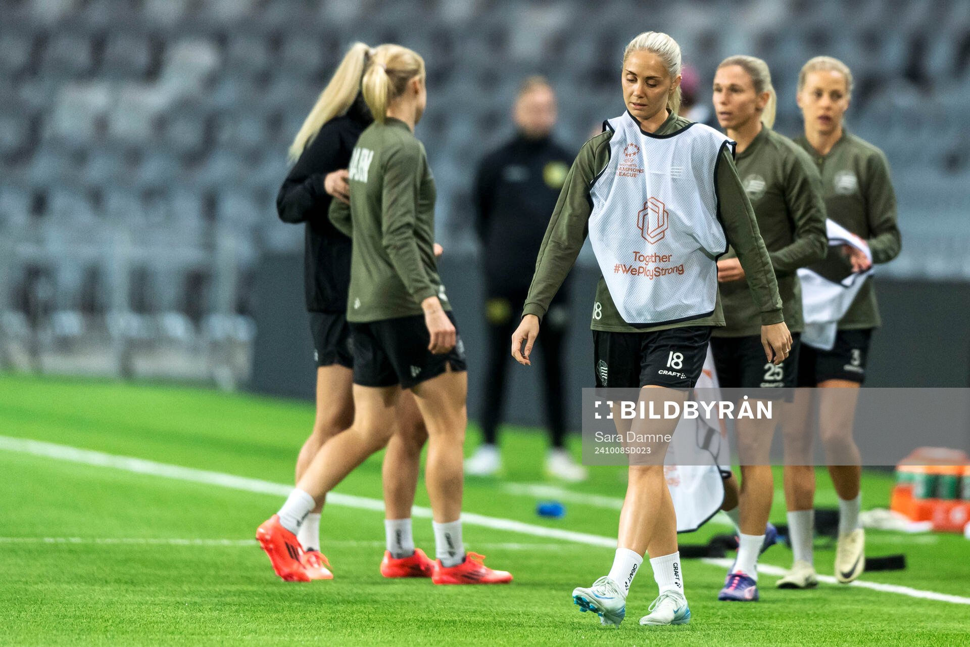 Alice Carlsson of Hammarby at a training session