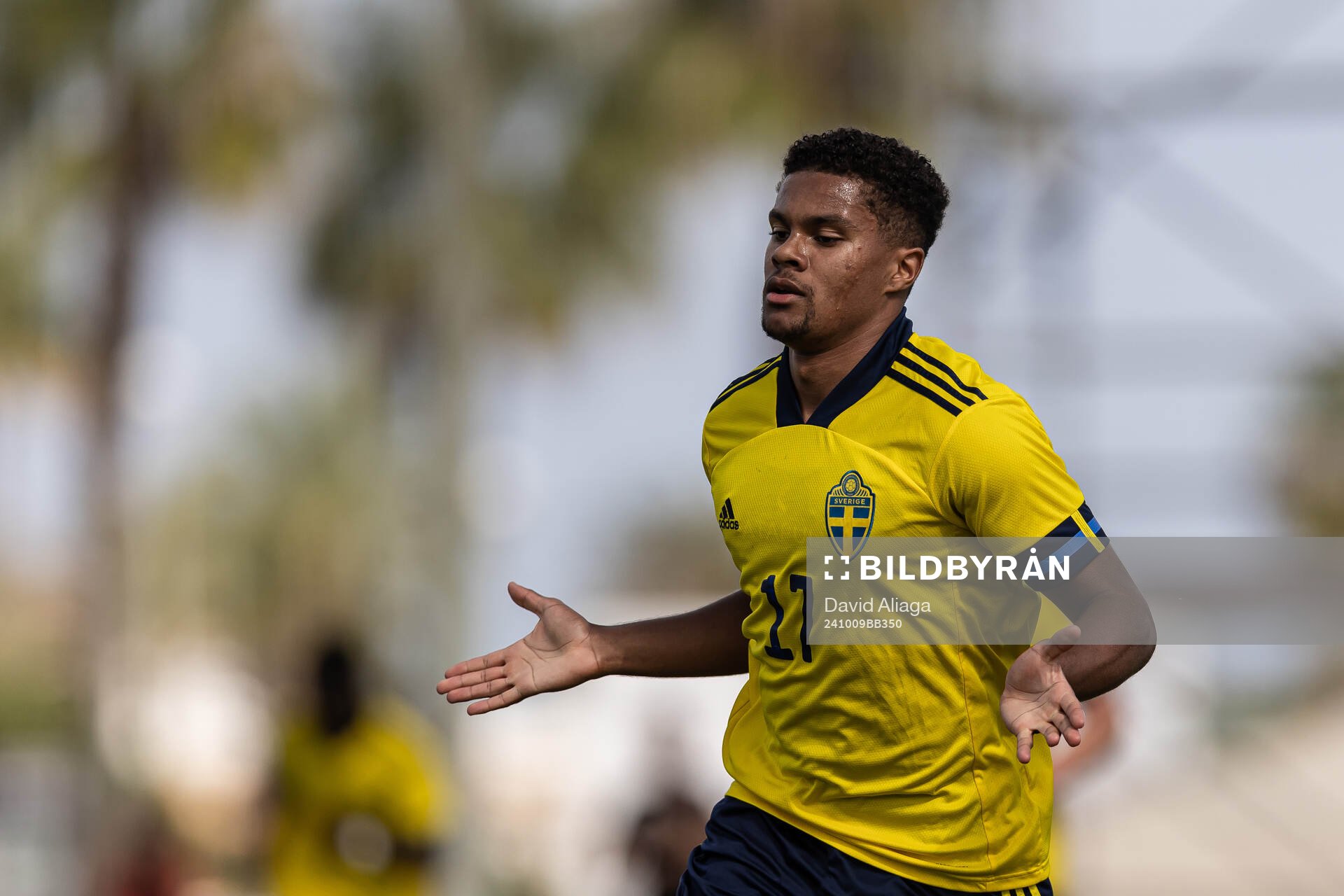 Santino Samuyiwa of Sweden celebrates