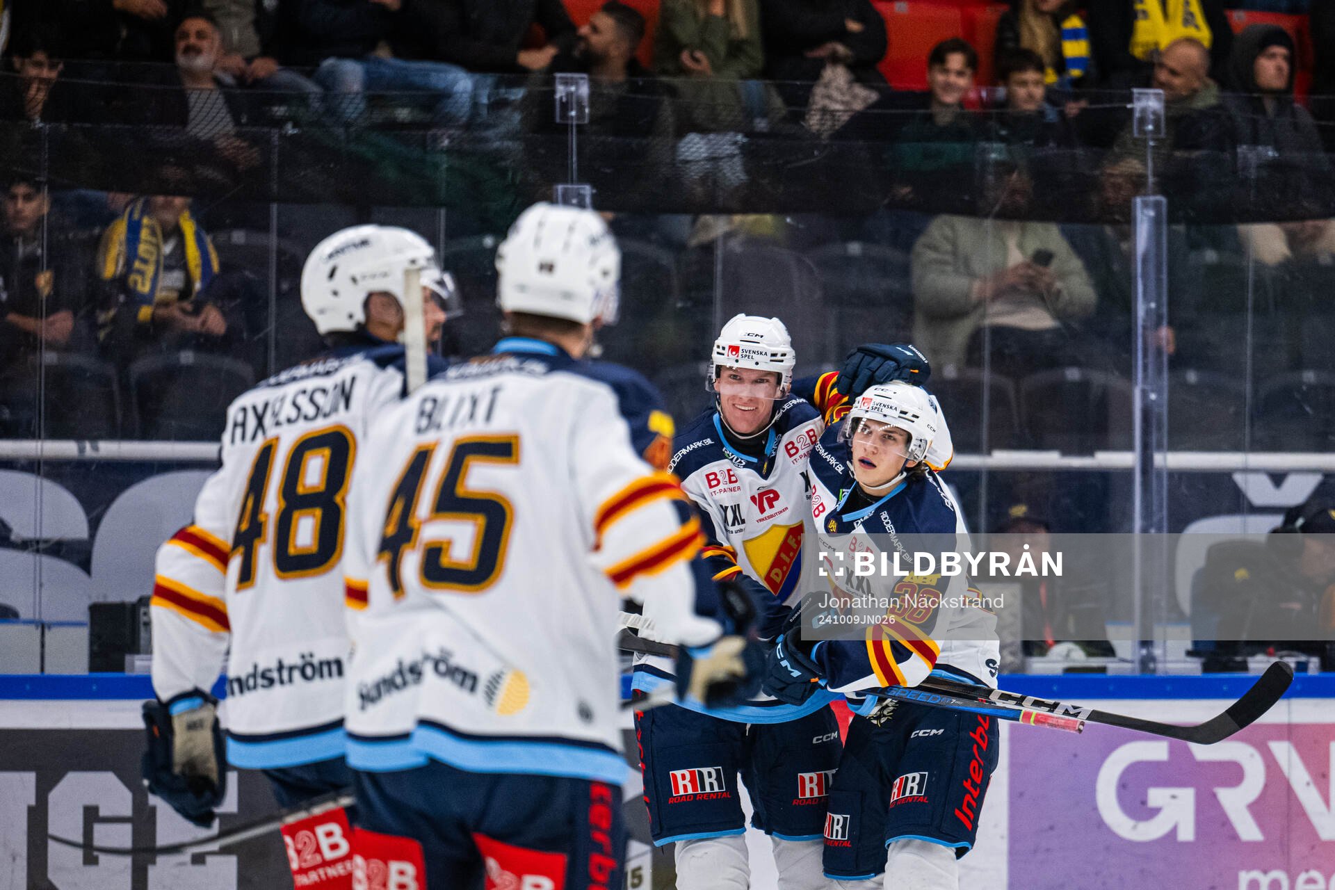 Djurgårdens Victor Eklund och Edvin Hammarlund jublar