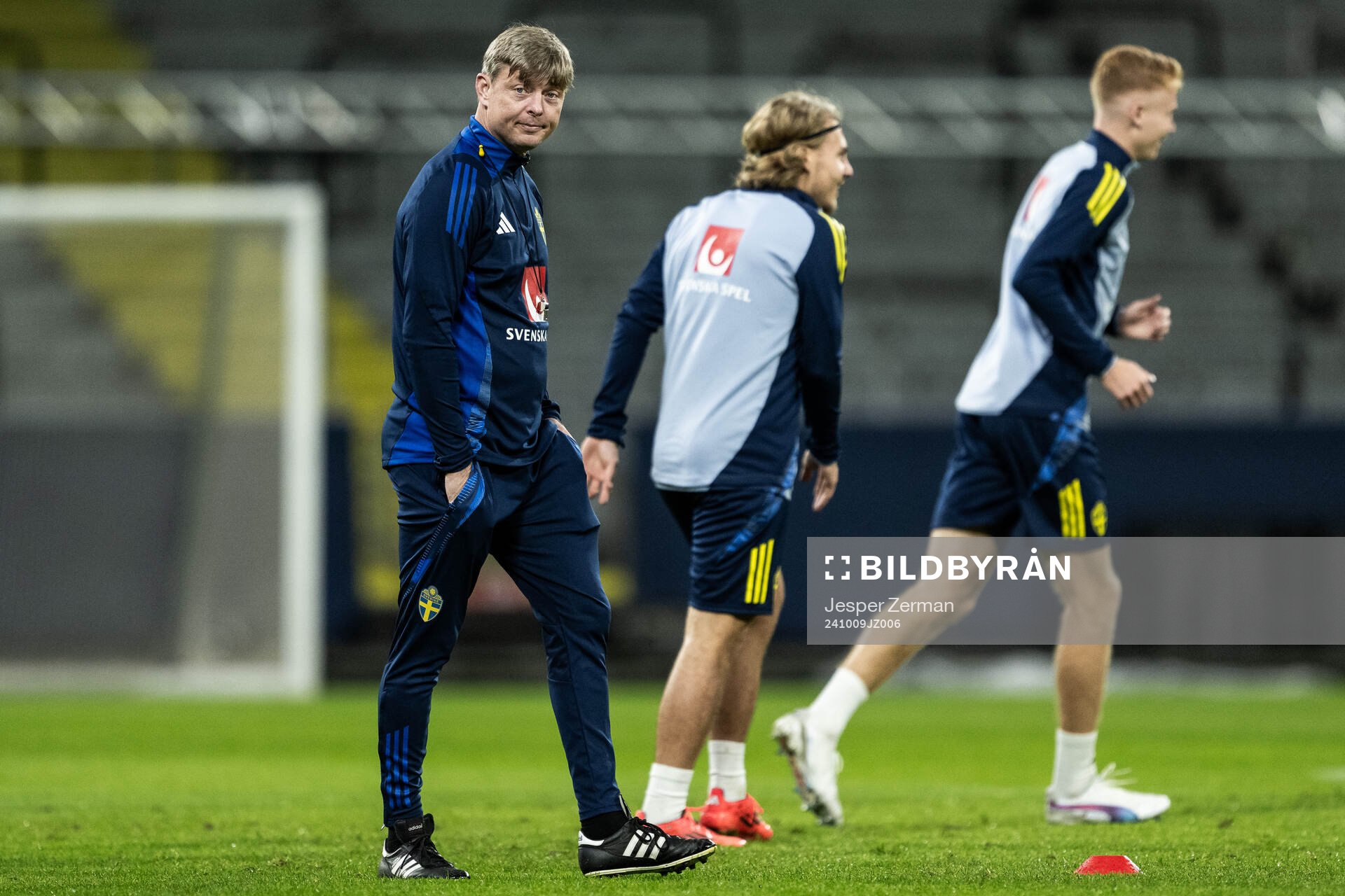 Head coach Jon Dahl Tomasson of the Swedish men's football