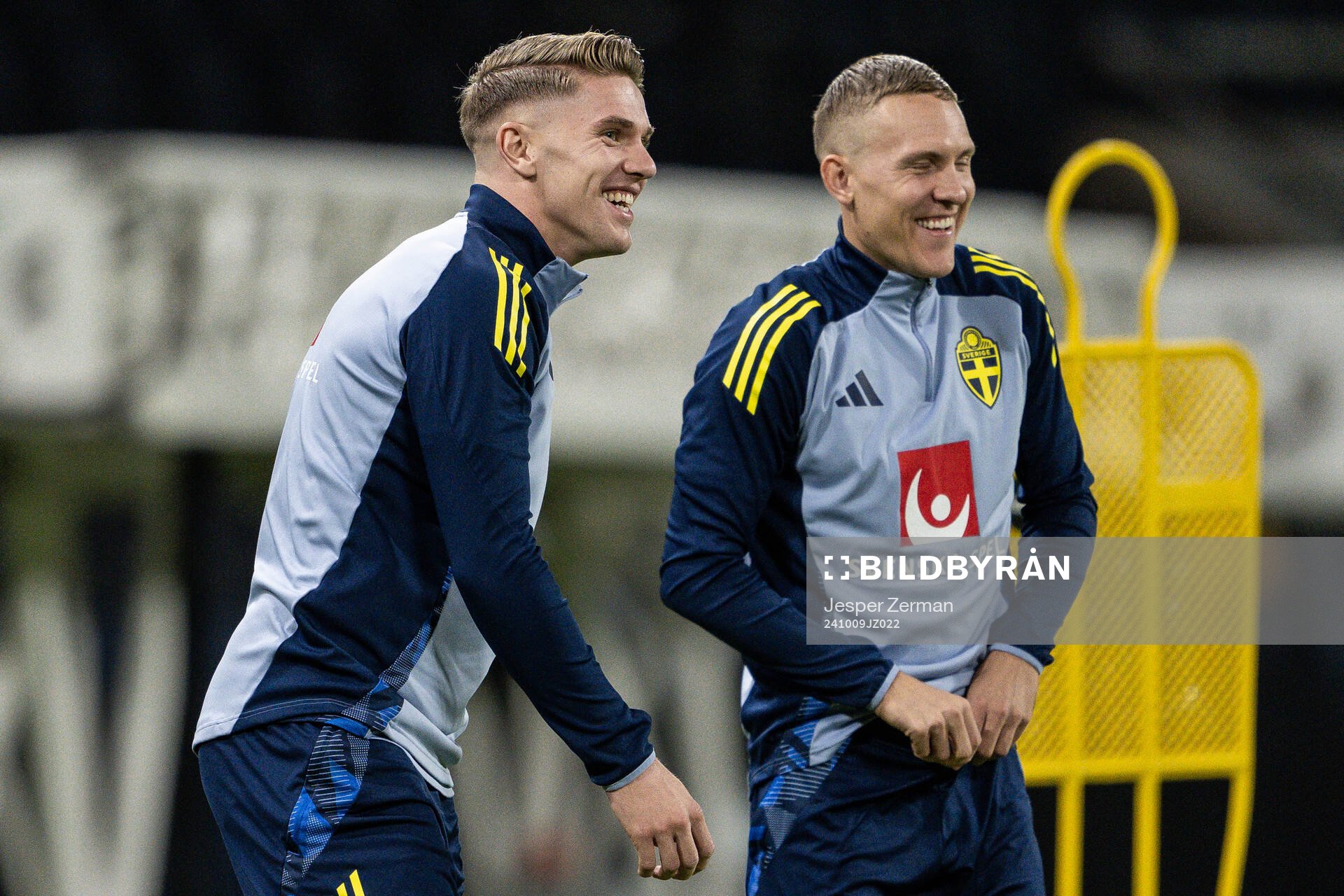 Viktor Gyökeres and Ludwig Augustinsson of the Swedish