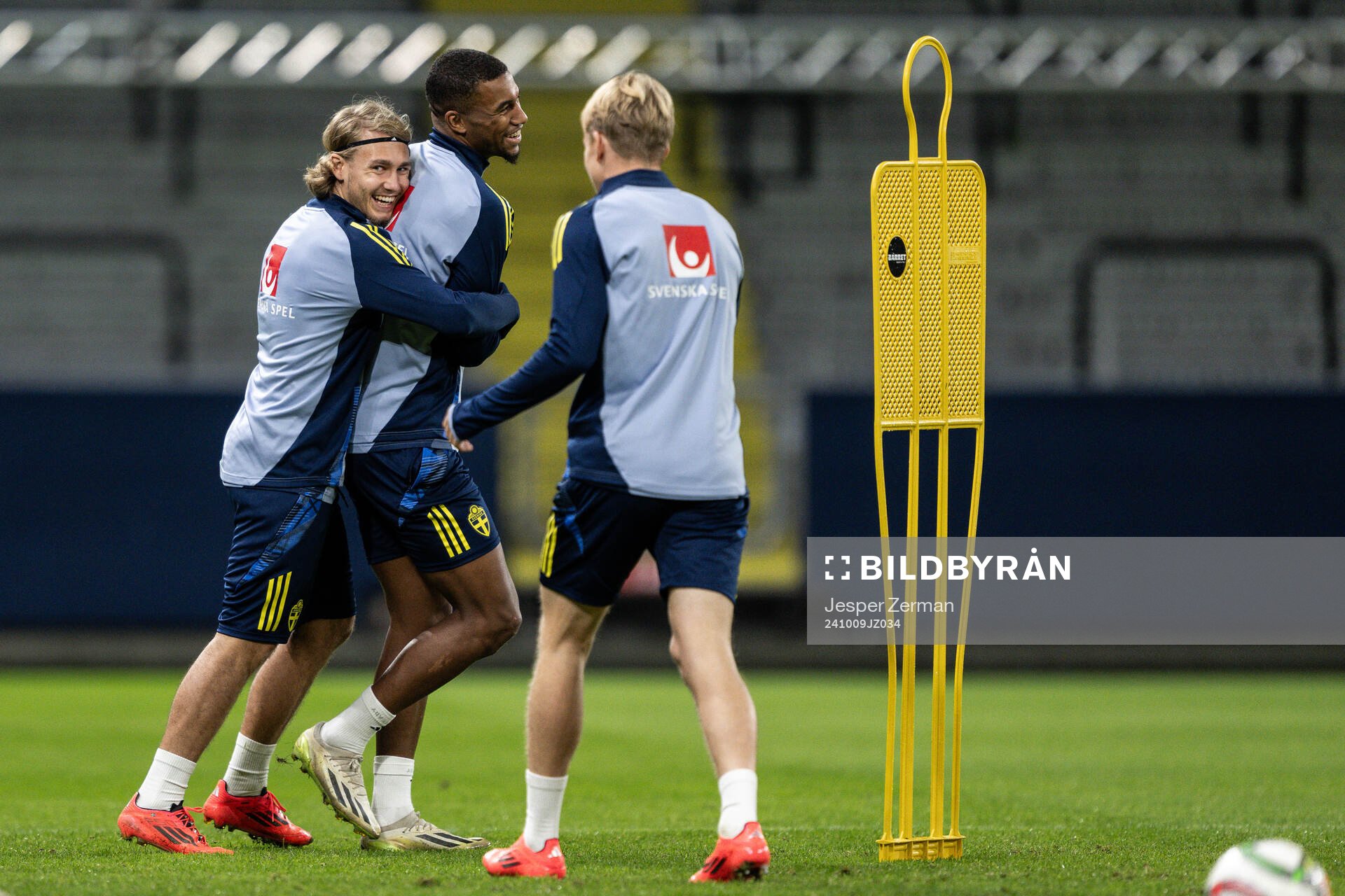Sebastian Nanasi and Isak Hien of the Swedish men's
