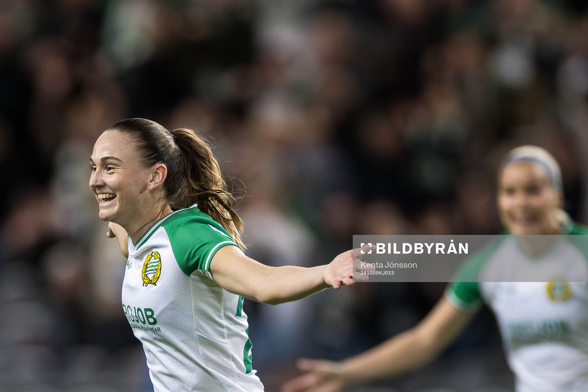 Vilde Hasund of Hammarby celebrates the 1-0 goal