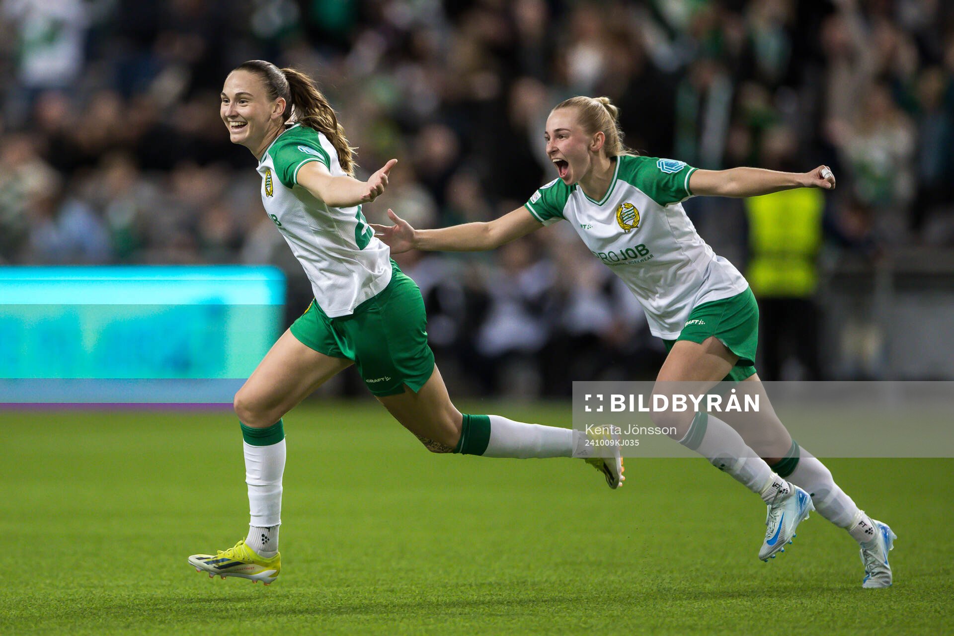 Vilde Hasund and Emilie Joramo of Hammarby celebrates the