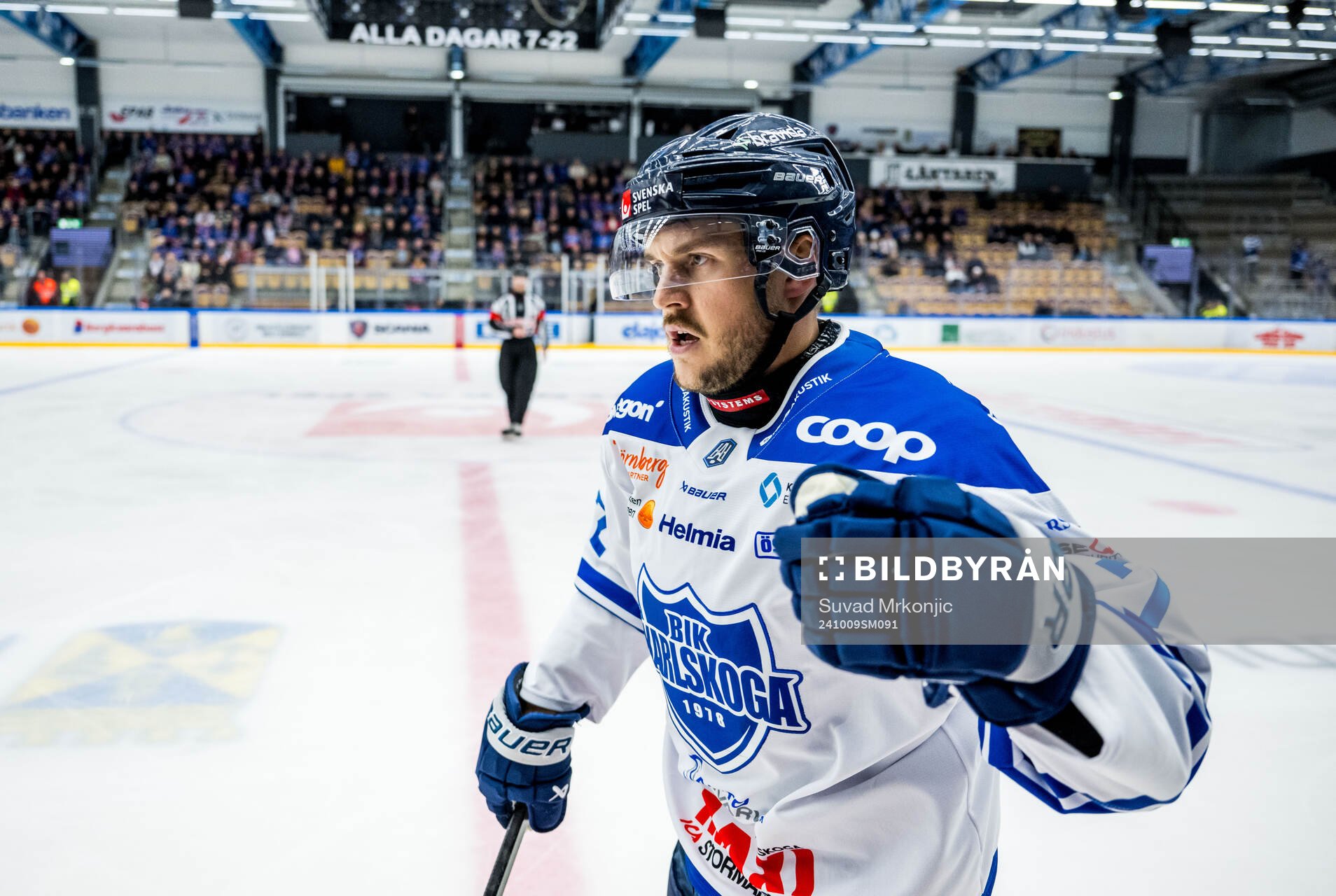 Karlskogas Viktor Lennartsson jublar