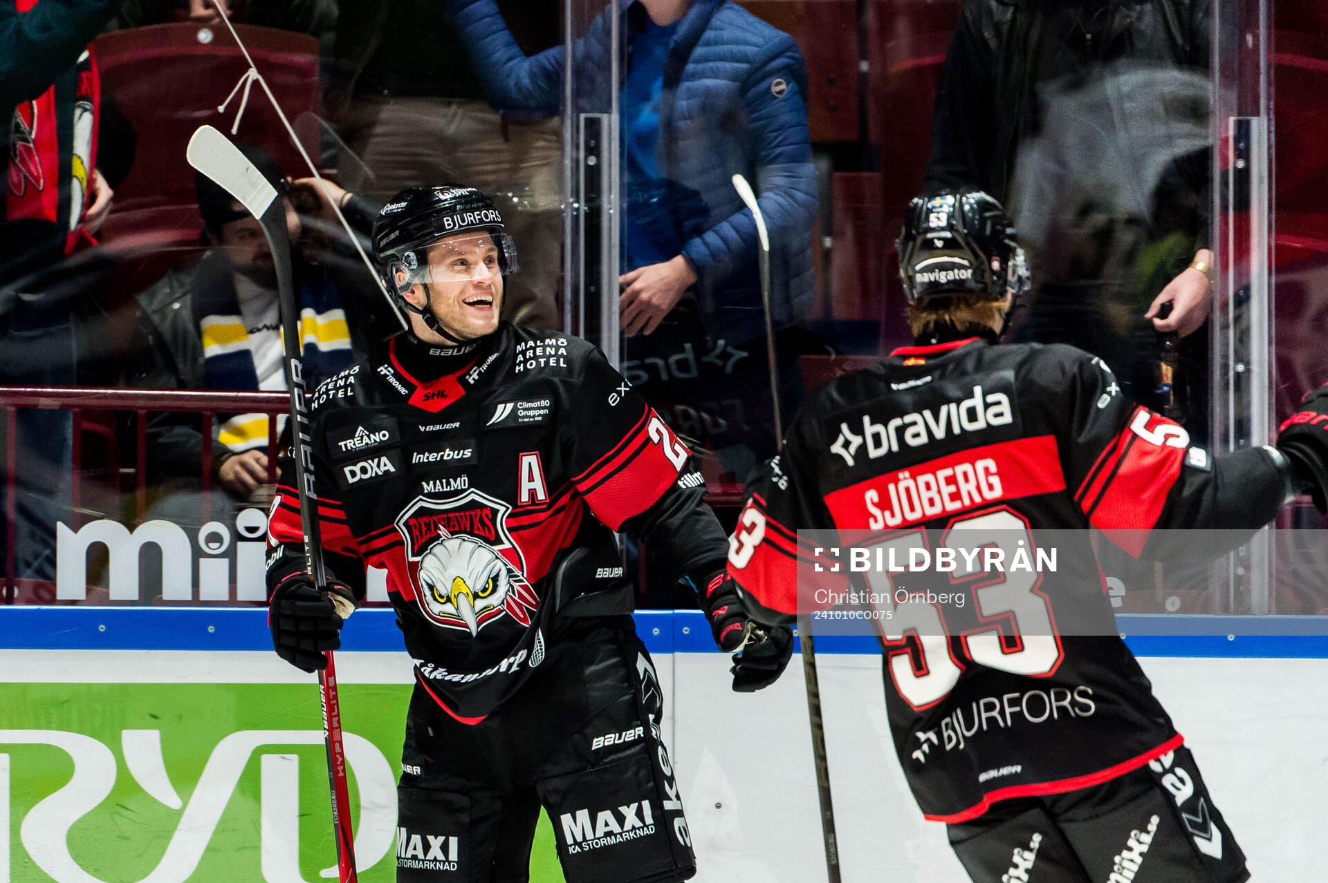 Malmö Redhawks Christoffer Forsberg jublar