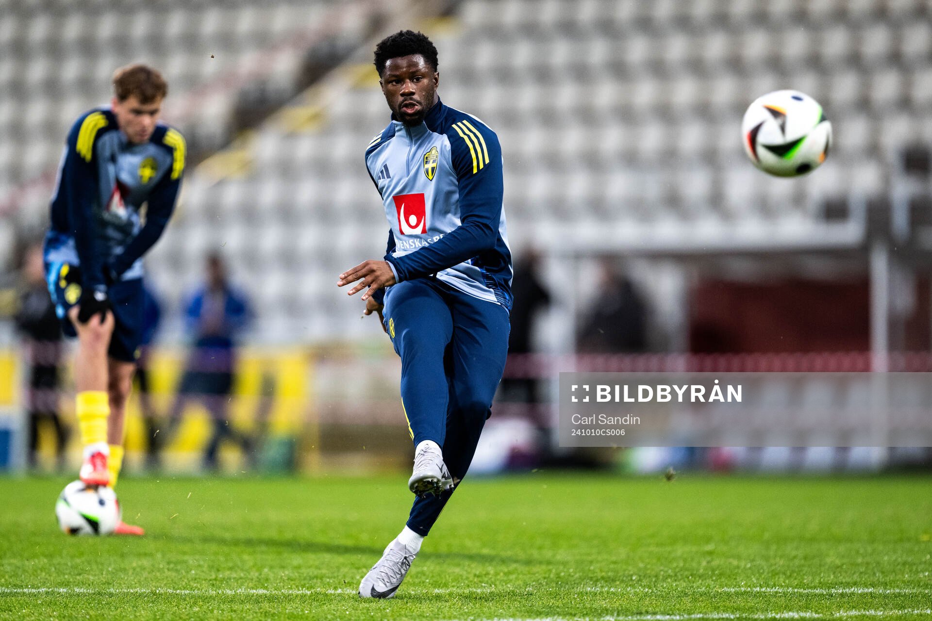 Emmanuel Ekong of Sweden
