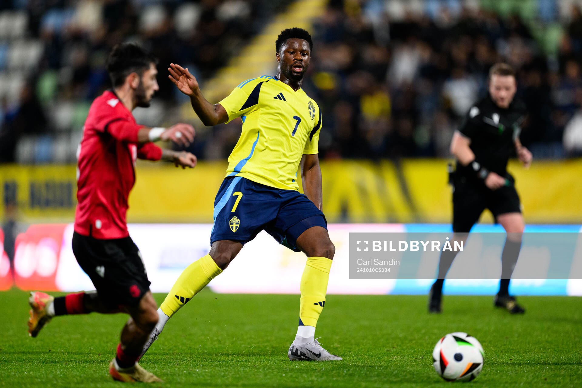 Emmanuel Ekong of Sweden