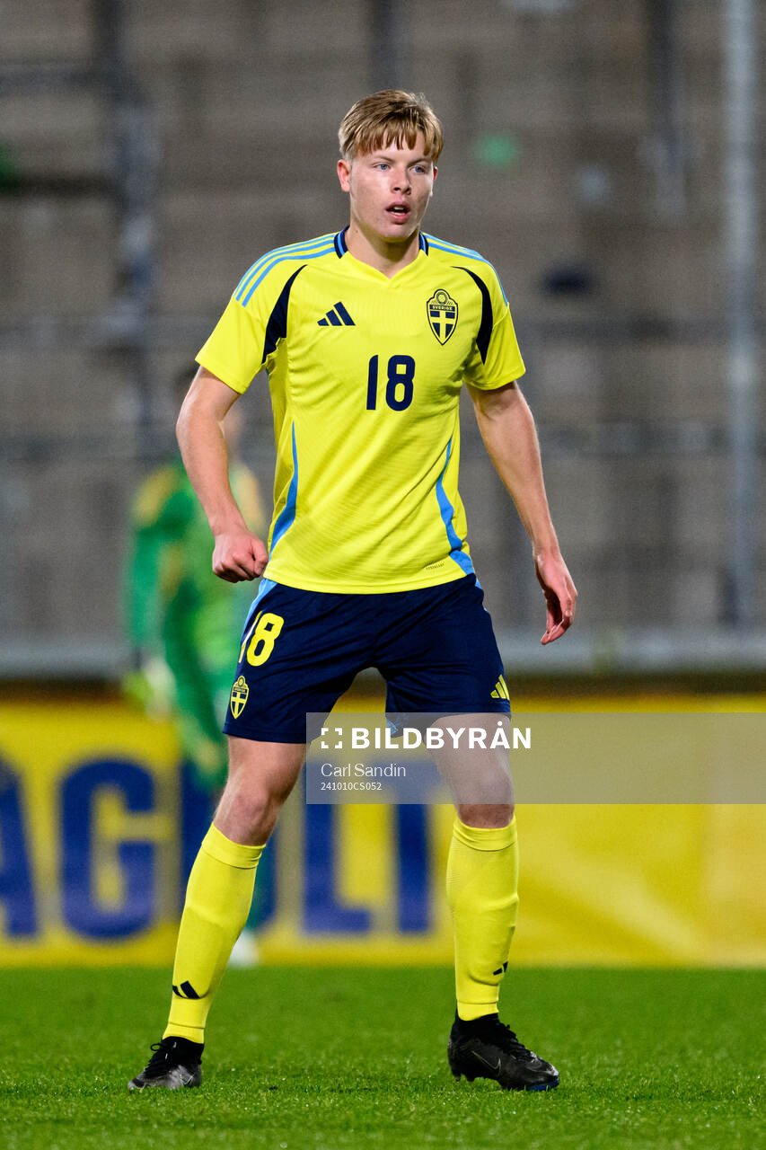 Nils Zätterström of Sweden