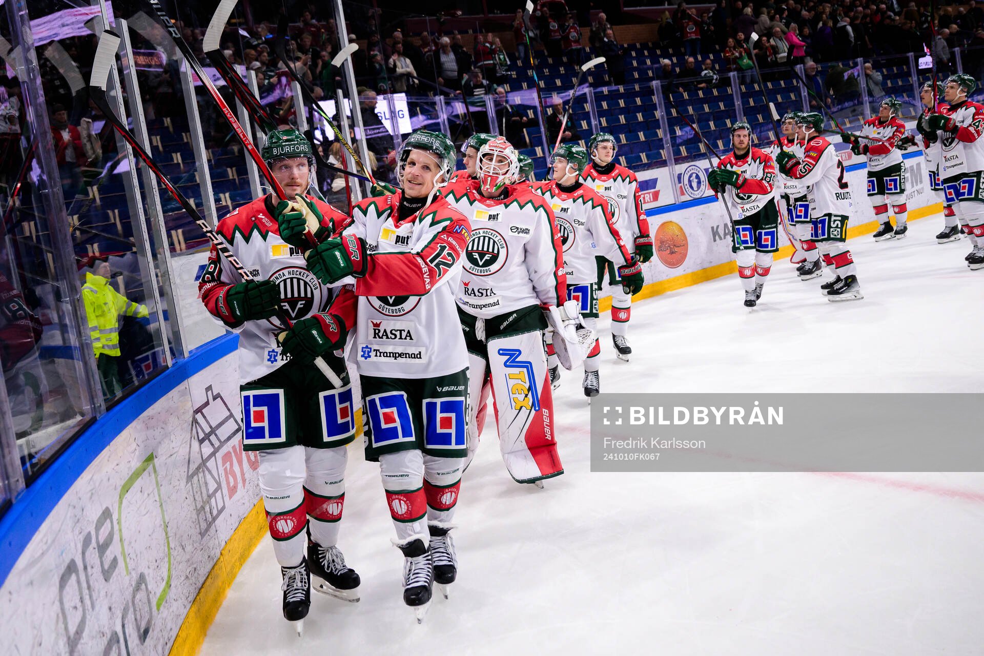 Frölundas Carl Klingberg och Max Friberg jublar med