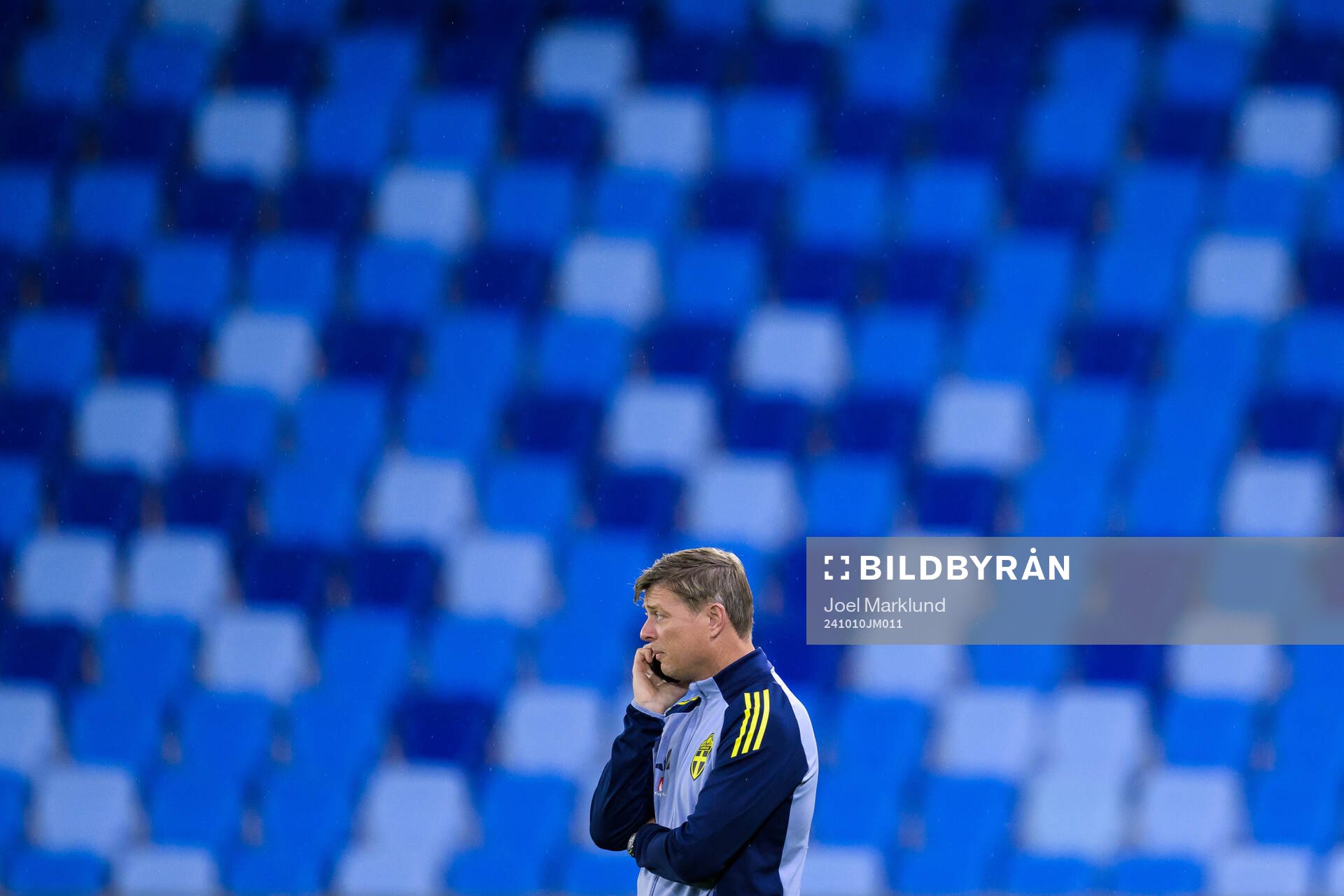 Head coach Jon Dahl Tomasson of the Swedish men's national
