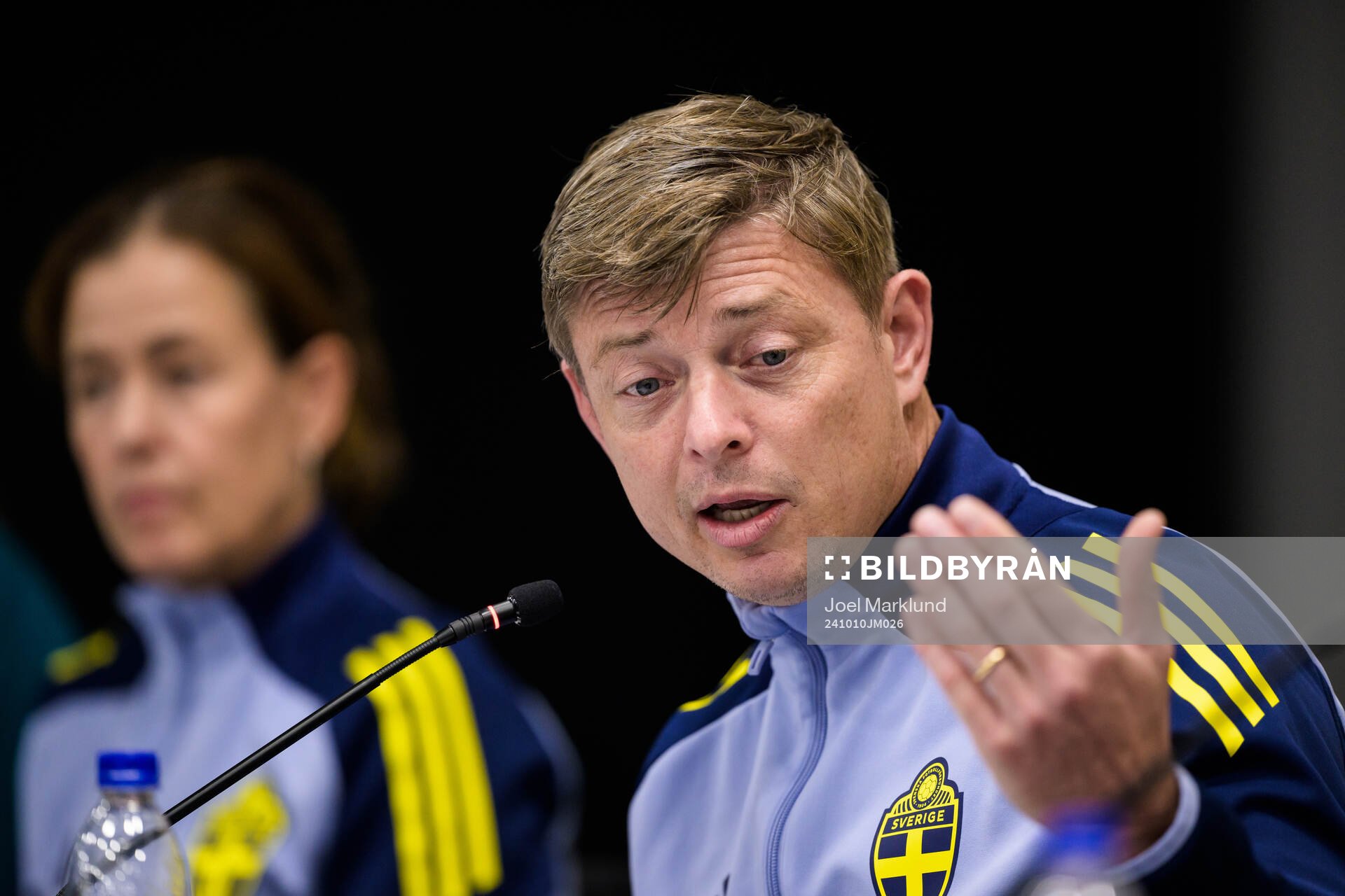 Head coach Jon Dahl Tomasson of the Swedish men's national