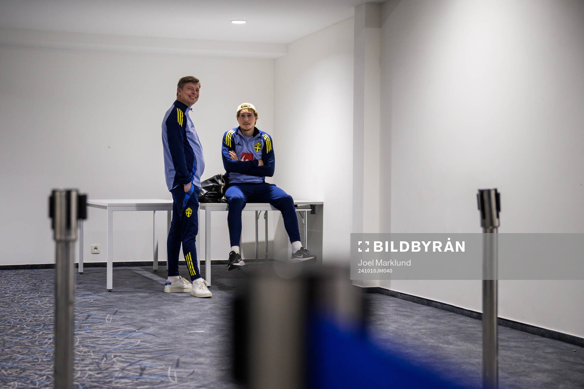 Head coach Jon Dahl Tomasson and Victor Nilsson Lindelöf