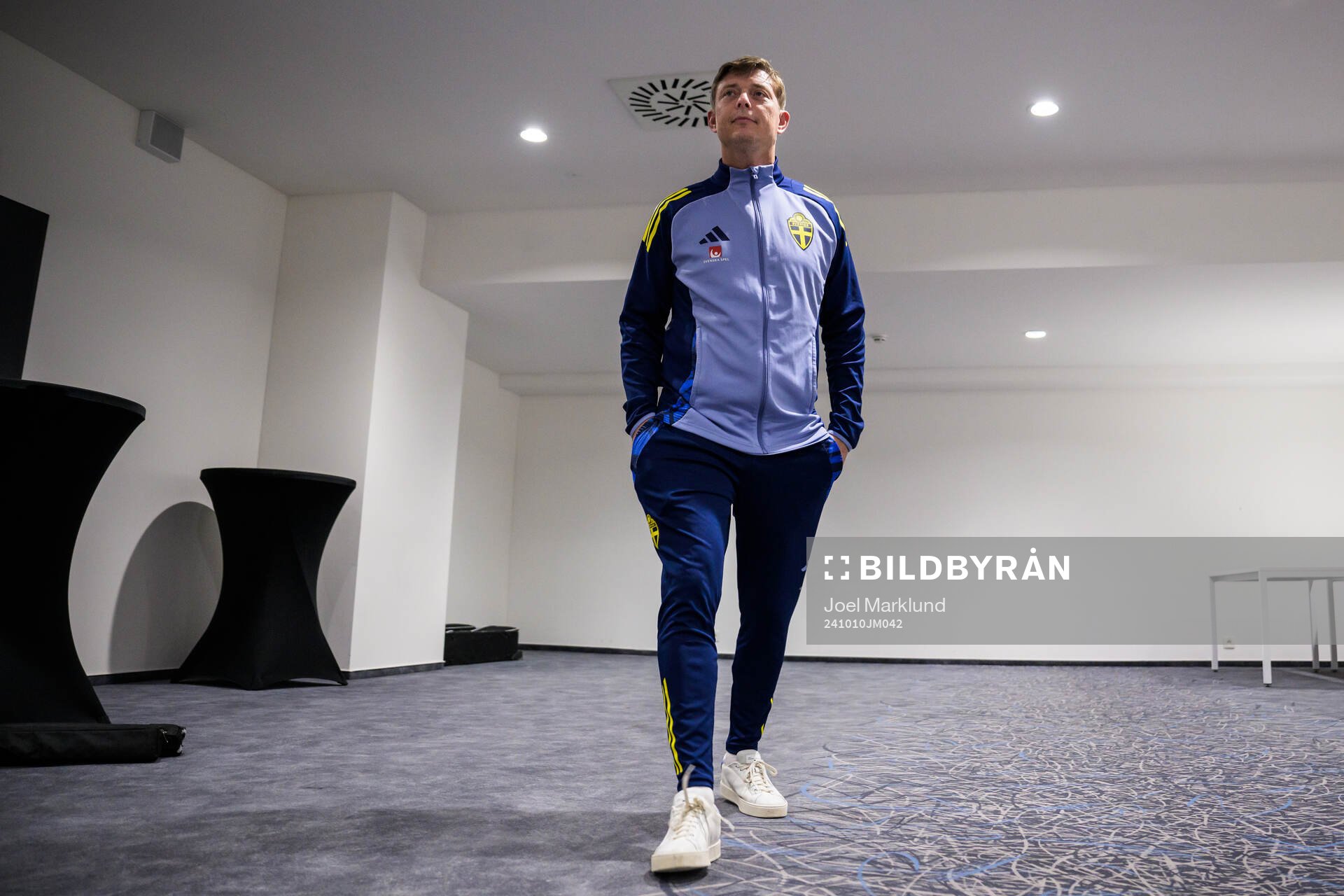 Head coach Jon Dahl Tomasson of the Swedish men's national