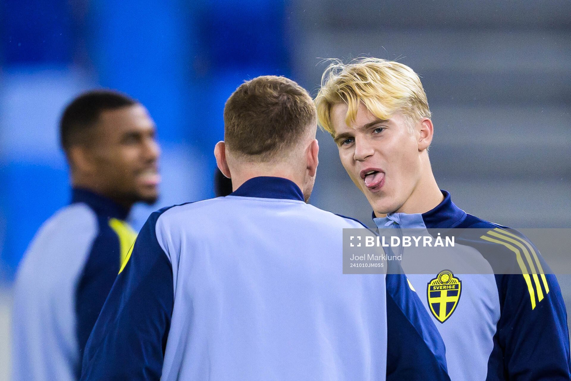 Dejan Kulusevski and Lucas Bergvall of the Swedish men's