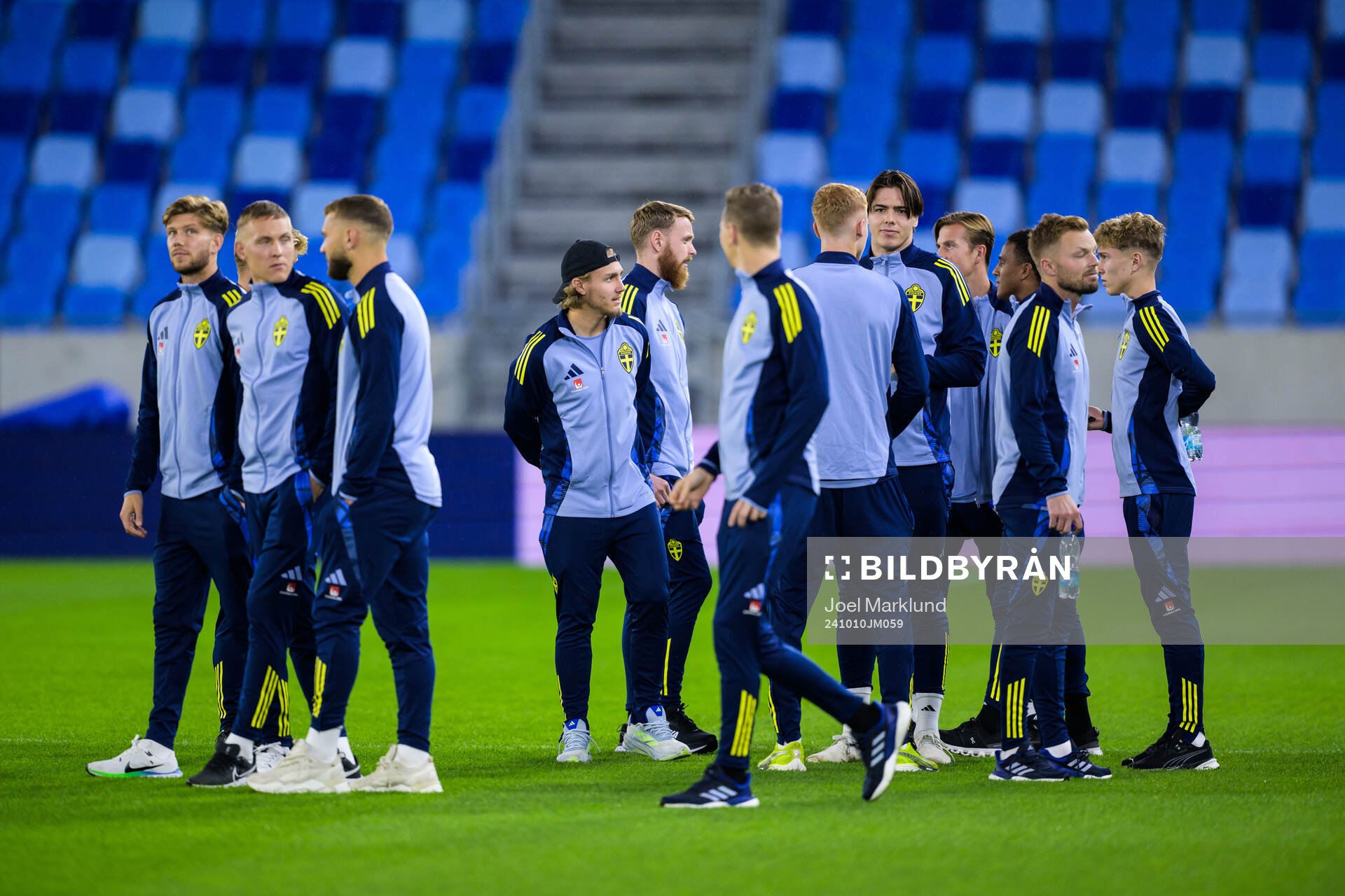 Sebastian Nanasi, goalkeeper Viktor Johansson, goalkeeper