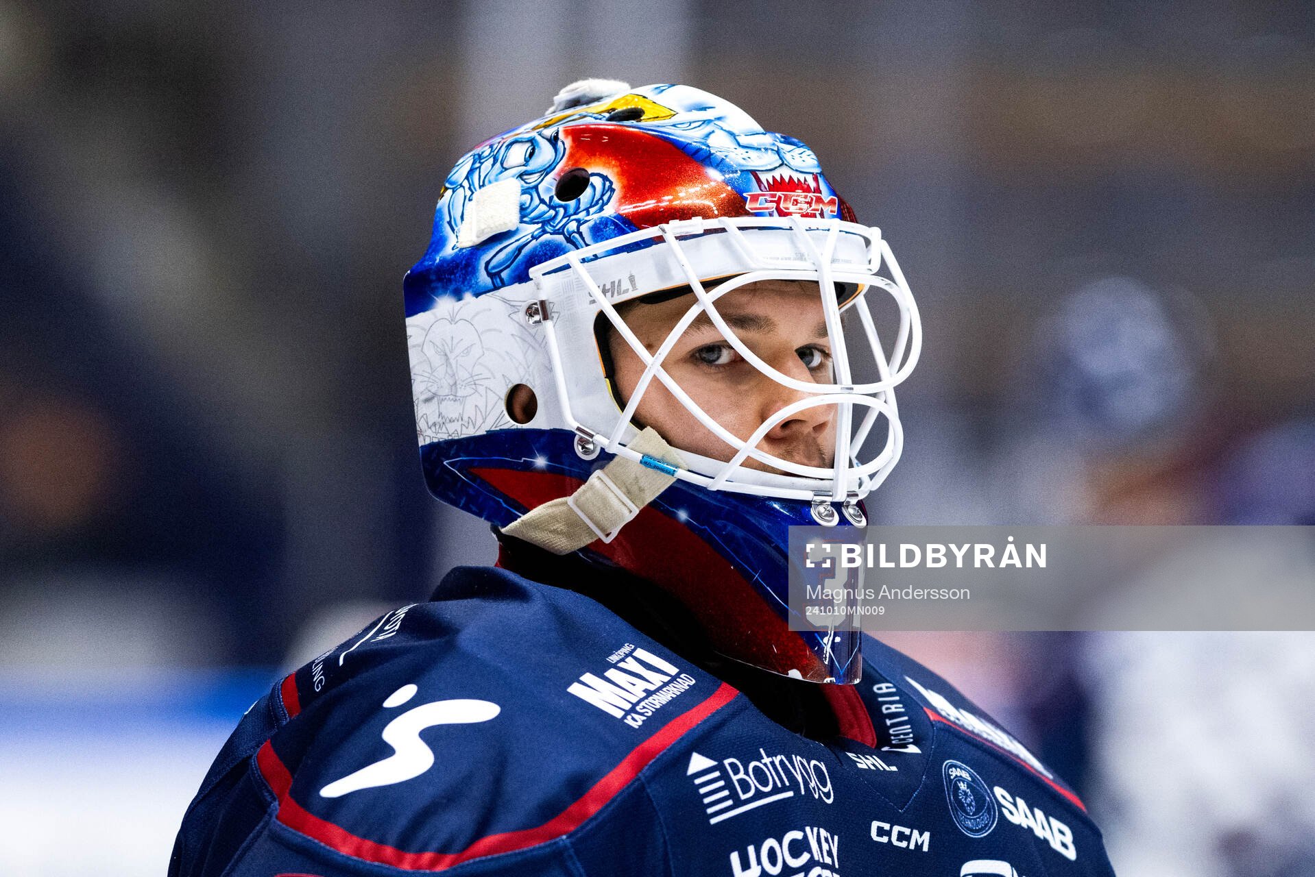 Linköpings målvakt Jesper Myrenberg på uppvärmningen