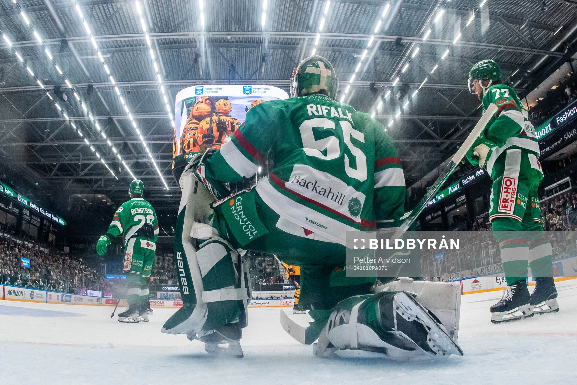 Rögles målvakt Christoffer Rifalk deppar